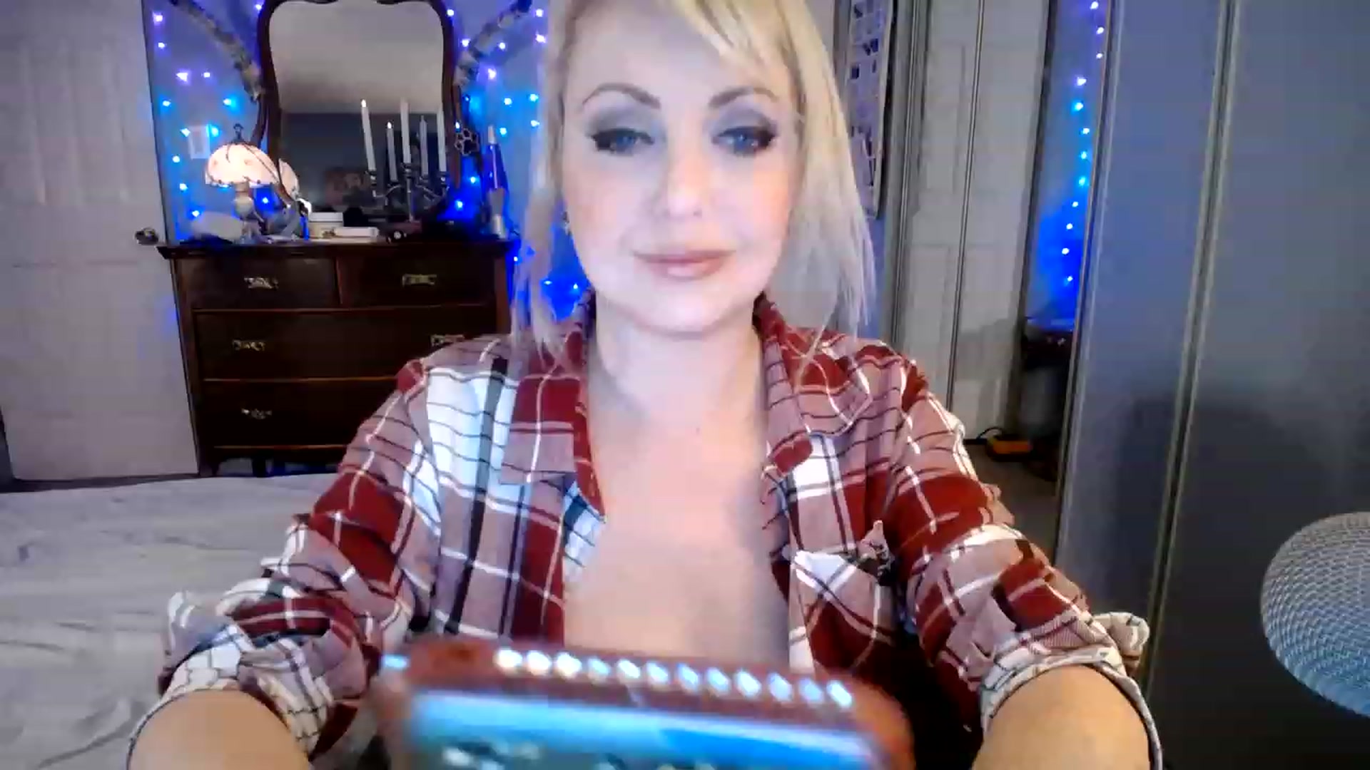 Gallery image thumbnail from Country_Daisy's myfreecams stream on, 01/18/2023, 01:10 image 9 of 20