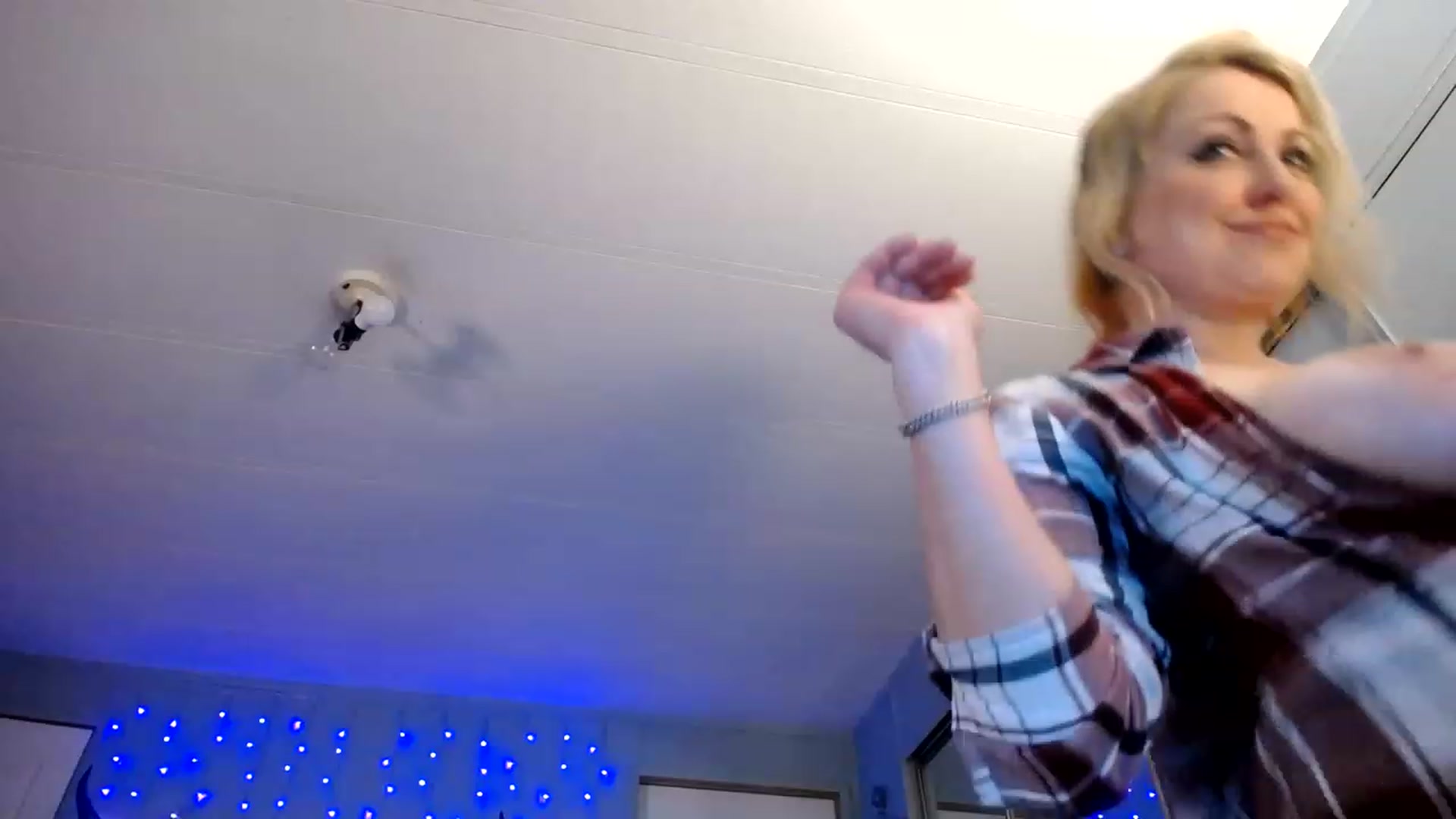 Gallery image thumbnail from Country_Daisy's myfreecams stream on, 01/18/2023, 03:04 image 15 of 20