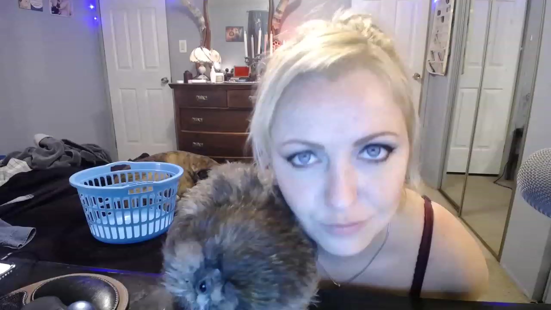Gallery image thumbnail from Country_Daisy's myfreecams stream on, 02/13/2023, 23:54 image 16 of 20