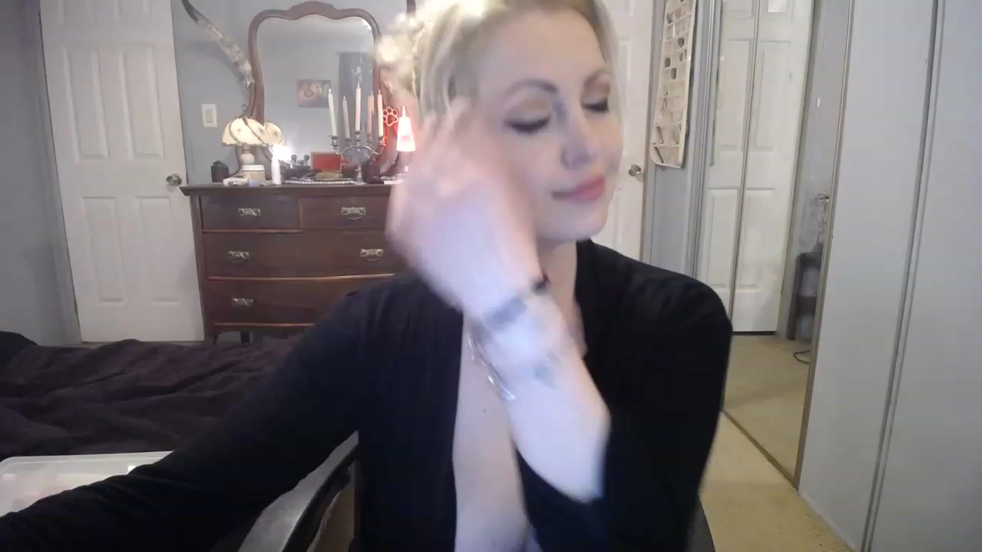 Gallery image thumbnail from Country_Daisy's myfreecams stream on, 02/16/2023, 01:17 image 6 of 20