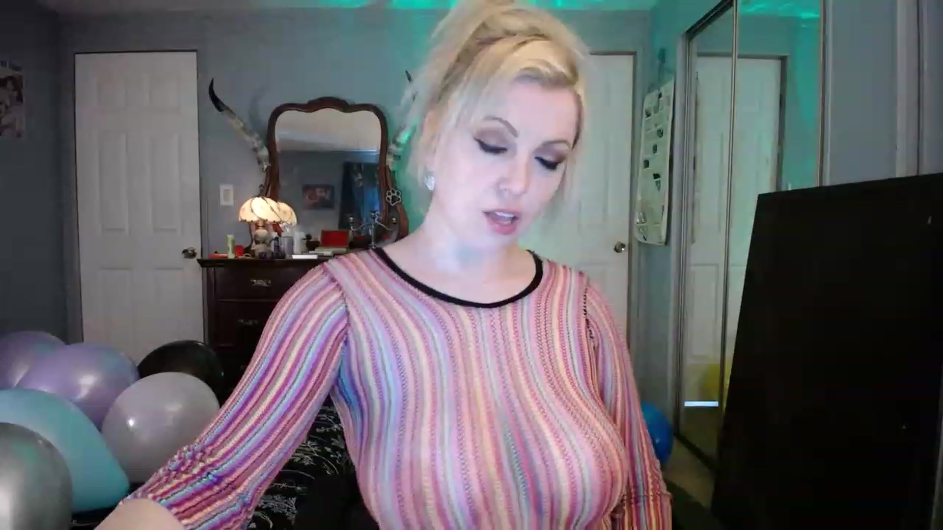 Gallery image thumbnail from Country_Daisy's myfreecams stream on, 03/16/2023, 18:18 image 15 of 20