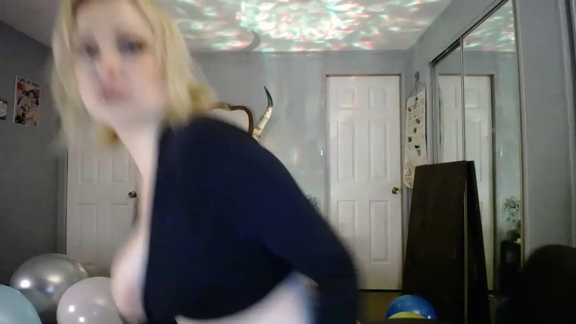 Gallery image thumbnail from Country_Daisy's myfreecams stream on, 03/17/2023, 24:05 image 8 of 20