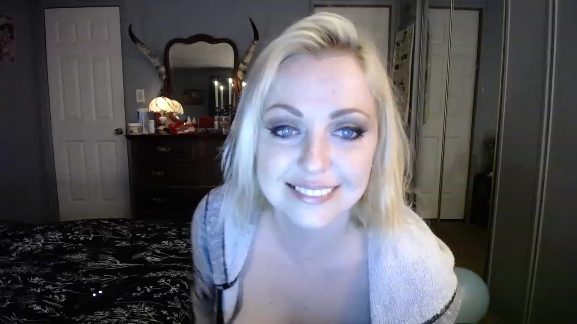 Gallery image thumbnail from Country_Daisy's myfreecams stream on, 03/27/2023, 24:39 image 5 of 20