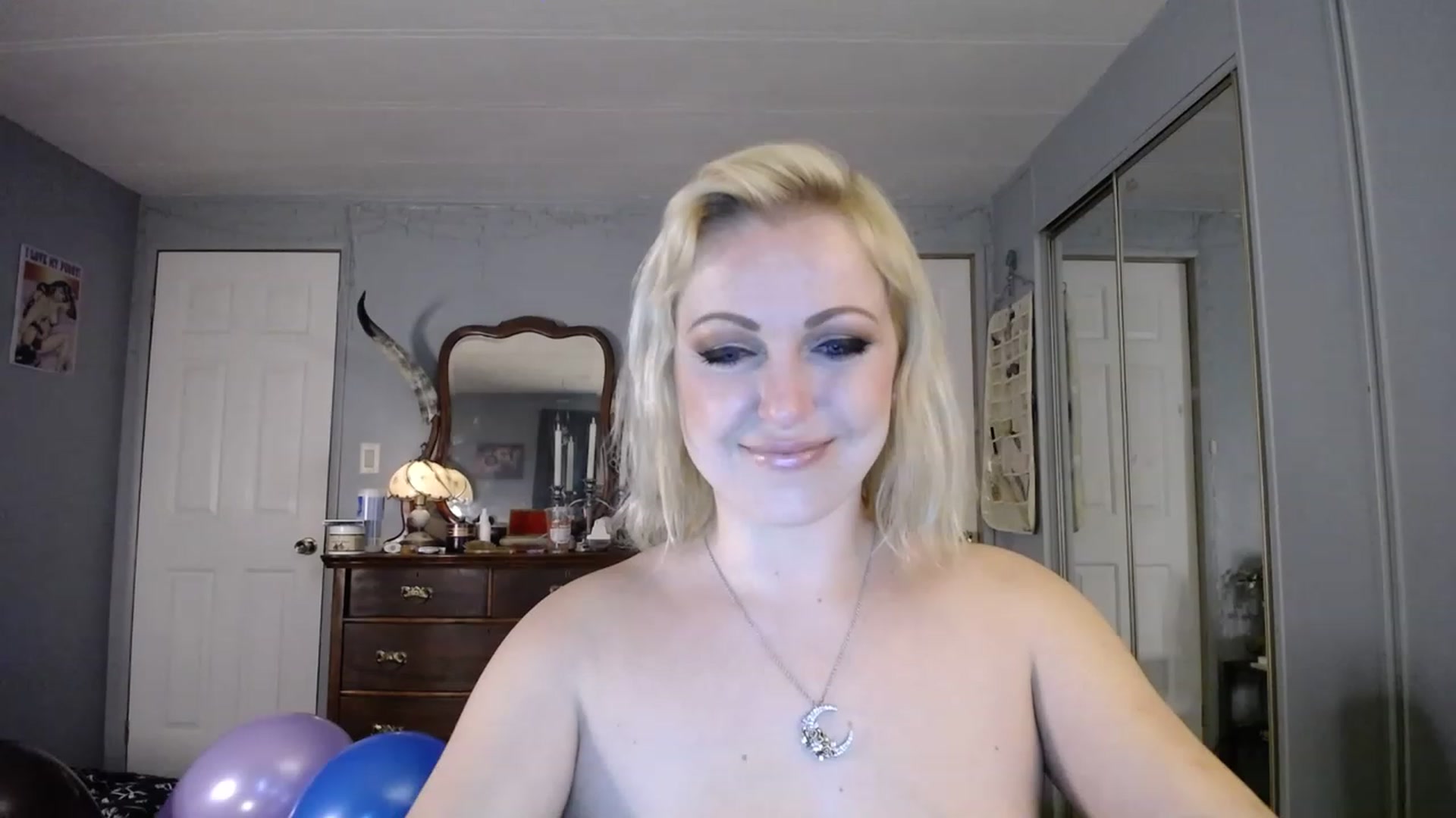 Gallery image thumbnail from Country_Daisy's myfreecams stream on, 03/27/2023, 20:44 image 18 of 20