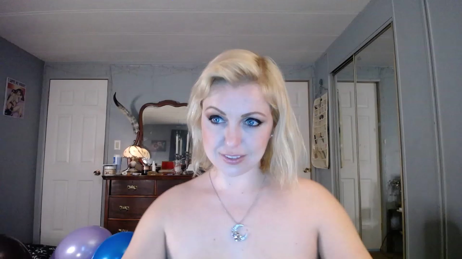 Gallery image thumbnail from Country_Daisy's myfreecams stream on, 03/27/2023, 20:44 image 14 of 20
