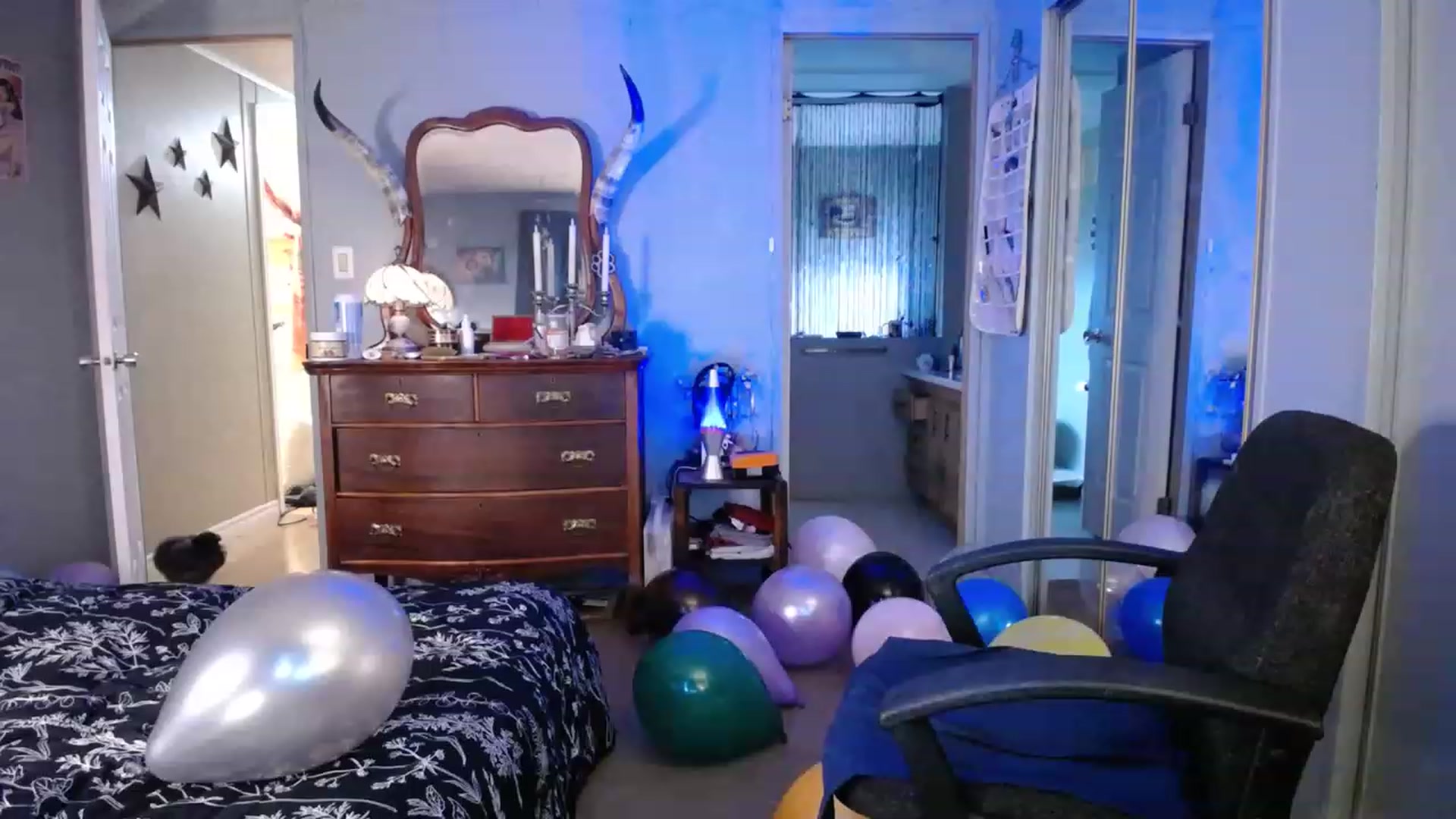 Gallery image thumbnail from Country_Daisy's myfreecams stream on, 03/27/2023, 22:19 image 5 of 20