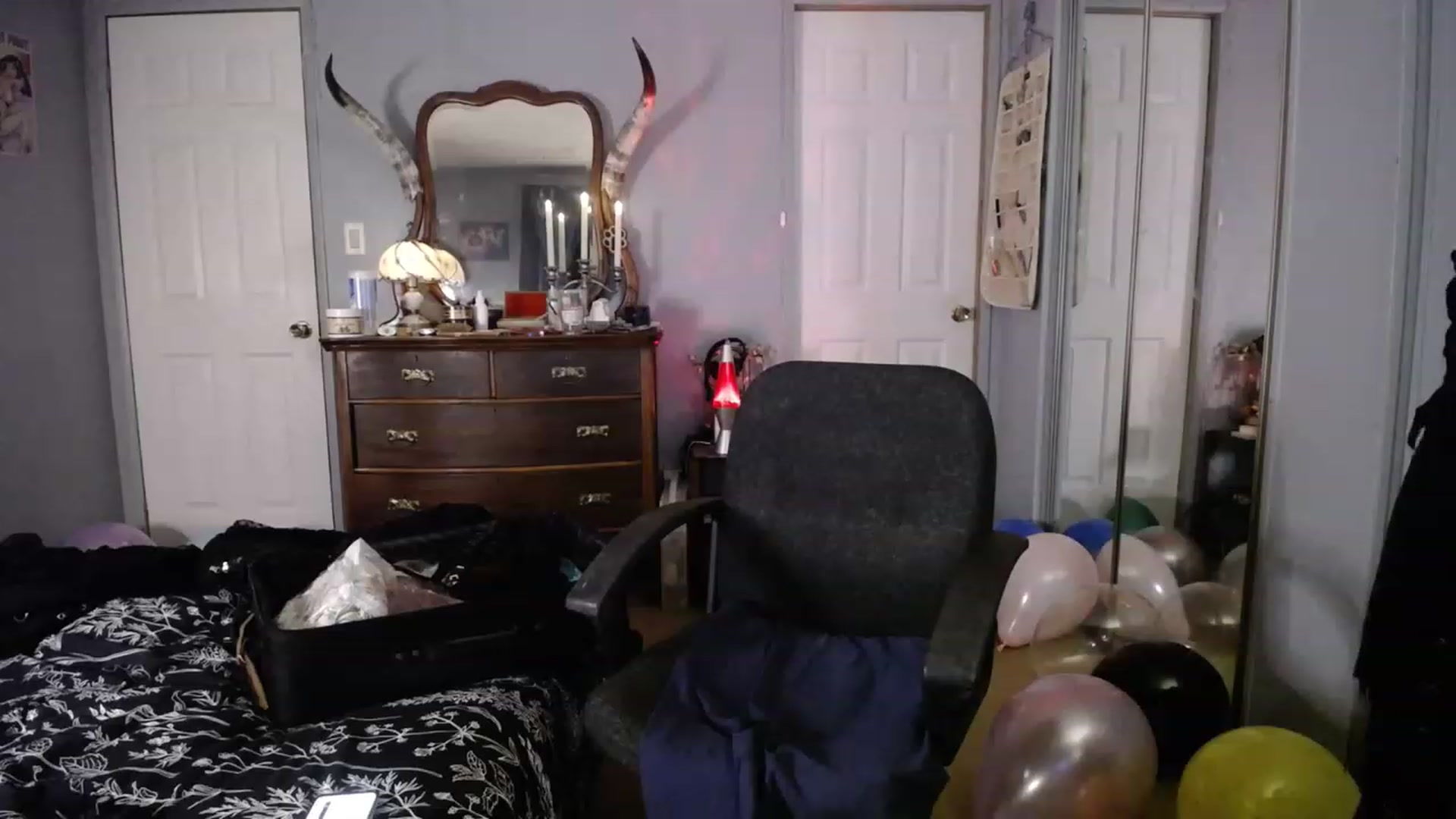 Gallery image thumbnail from Country_Daisy's myfreecams stream on, 03/27/2023, 23:42 image 7 of 20