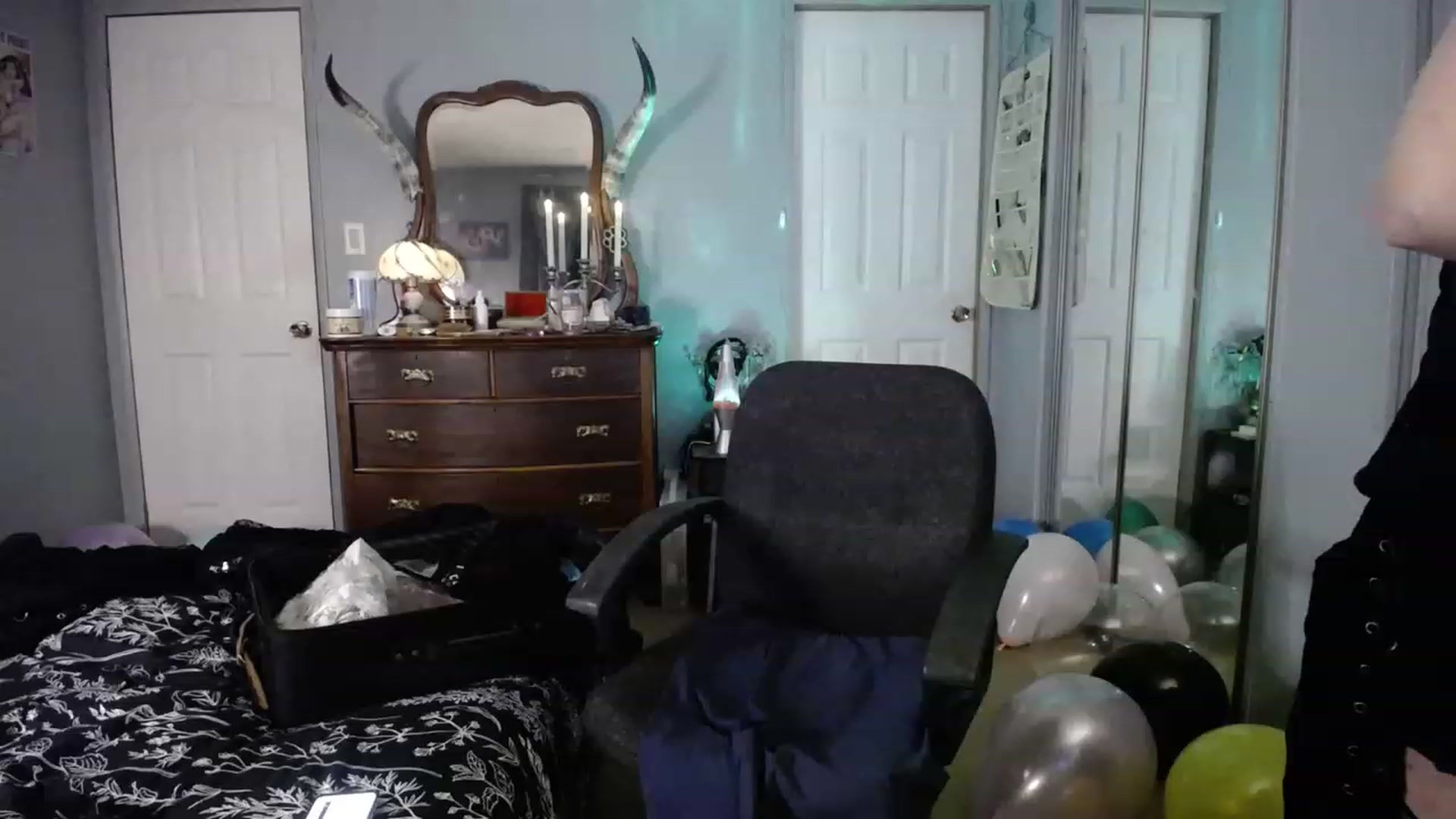 Gallery image thumbnail from Country_Daisy's myfreecams stream on, 03/27/2023, 23:42 image 6 of 20