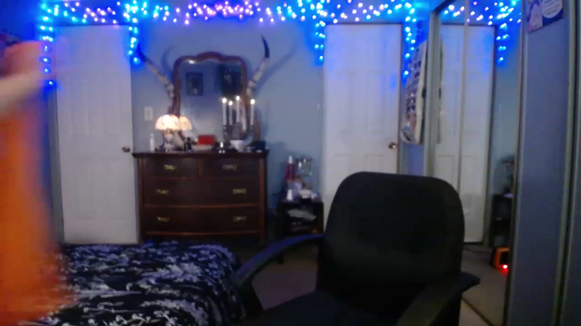Gallery image thumbnail from Country_Daisy's myfreecams stream on, 04/09/2023, 01:59 image 17 of 20