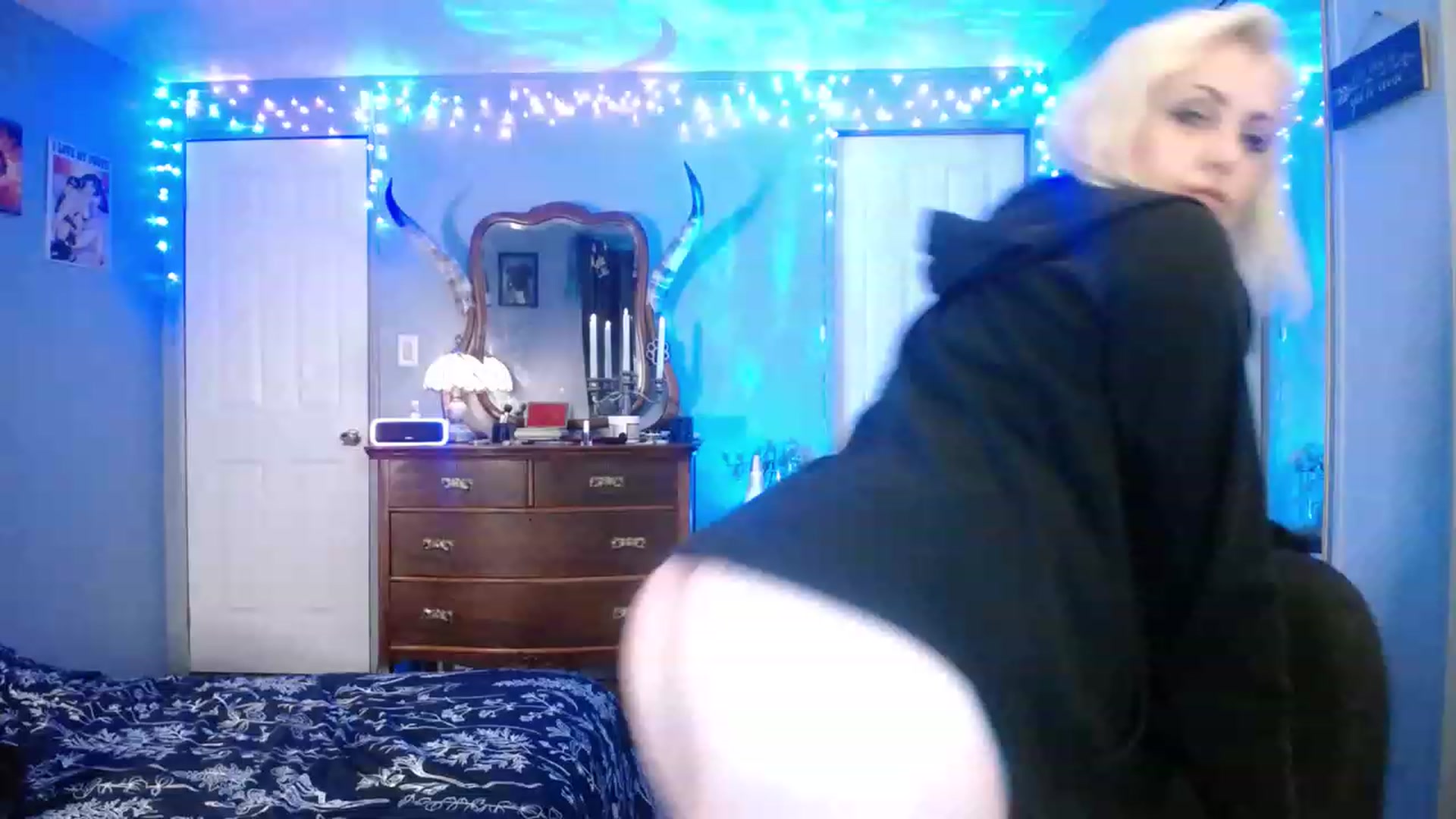 Gallery image thumbnail from Country_Daisy's myfreecams stream on, 04/10/2023, 02:49 image 20 of 20