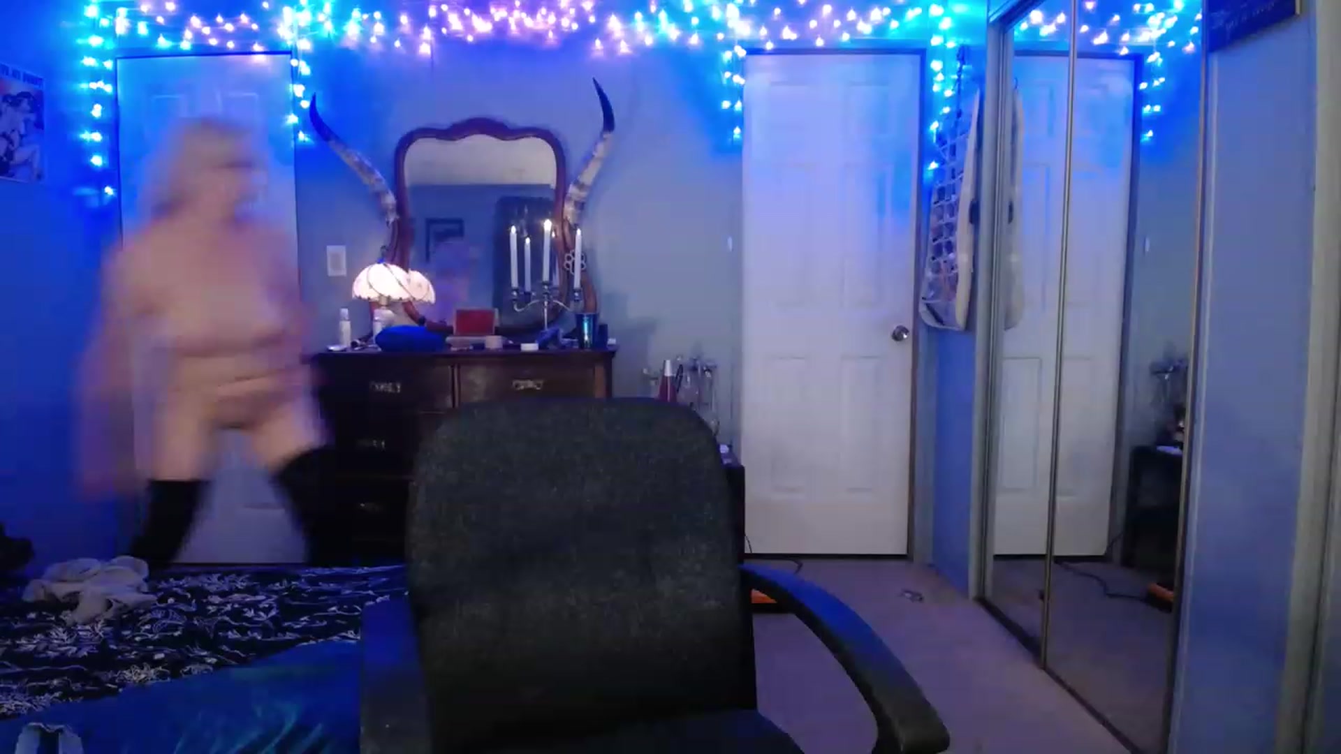 Gallery image thumbnail from Country_Daisy's myfreecams stream on, 04/16/2023, 04:44 image 4 of 20