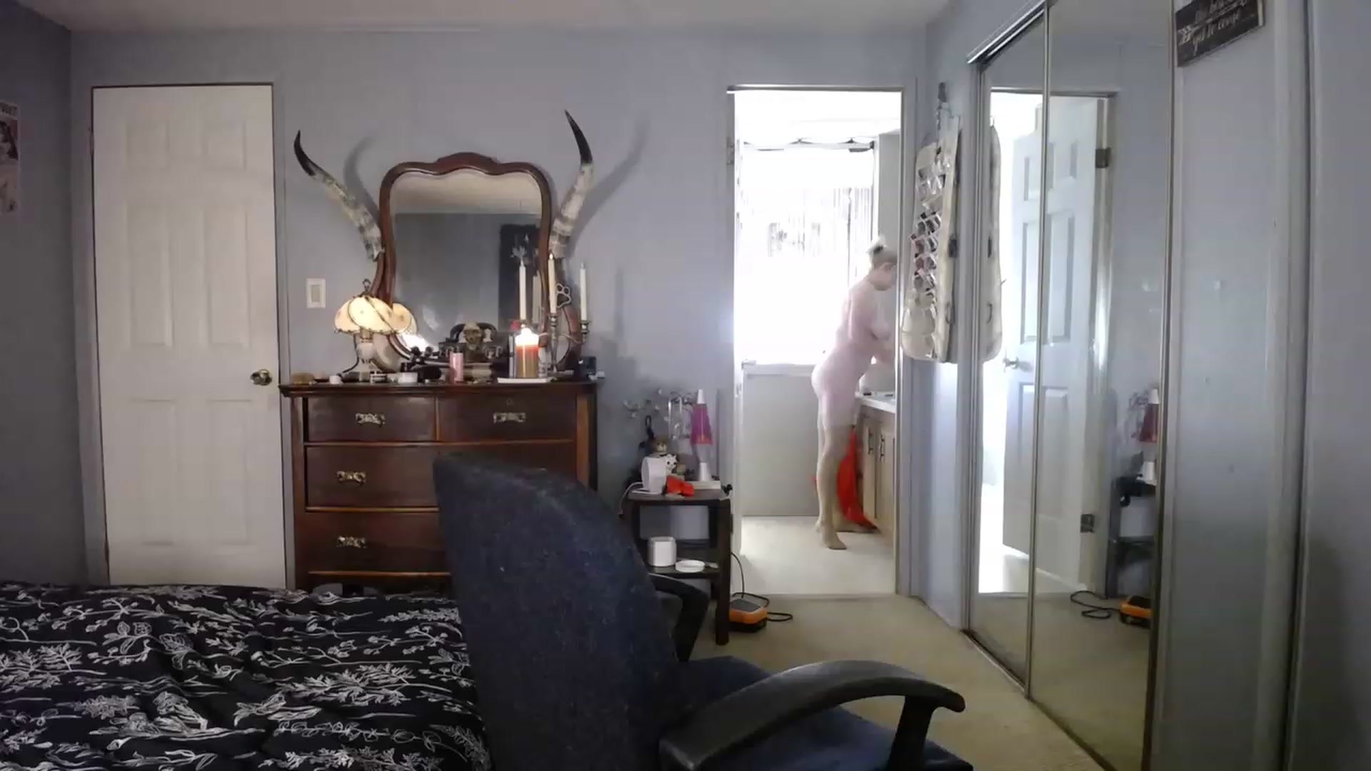 Gallery image thumbnail from Country_Daisy's myfreecams stream on, 05/18/2023, 24:01 image 9 of 20