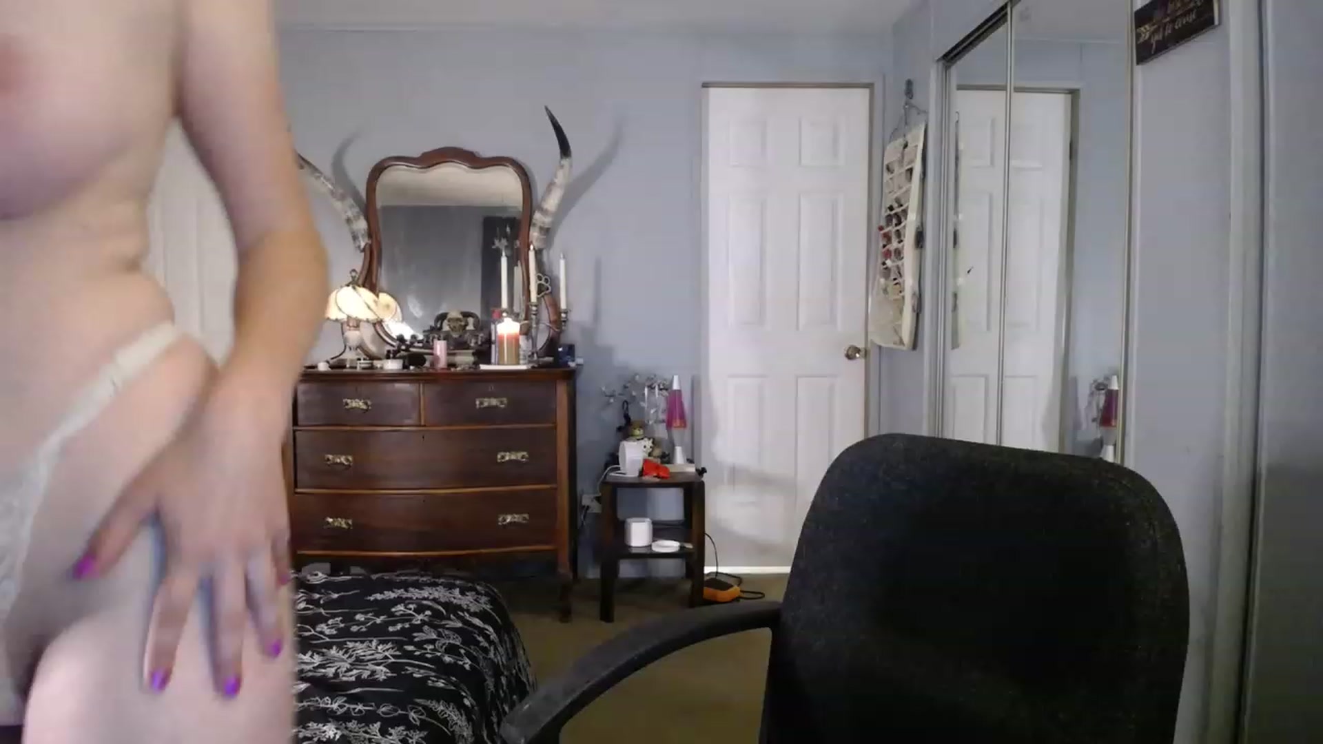 Gallery image thumbnail from Country_Daisy's myfreecams stream on, 05/18/2023, 24:01 image 11 of 20