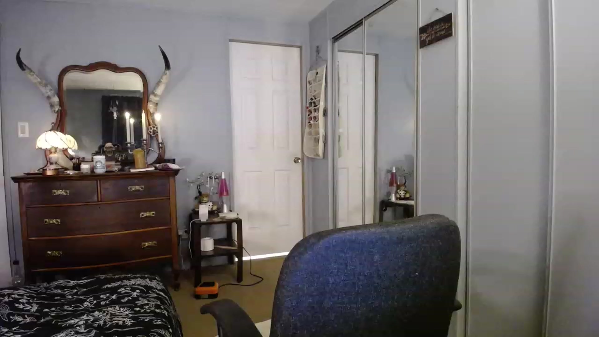 Gallery image thumbnail from Country_Daisy's myfreecams stream on, 05/28/2023, 01:01 image 16 of 20