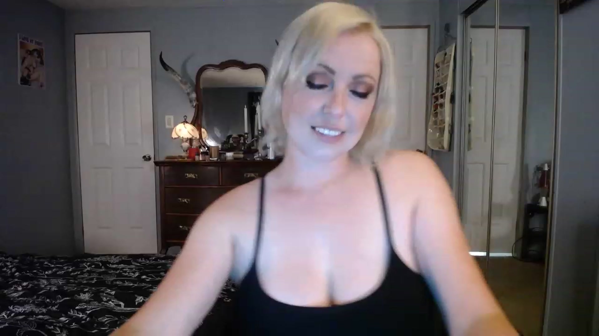 Gallery image thumbnail from Country_Daisy's myfreecams stream on, 06/05/2023, 21:55 image 10 of 20