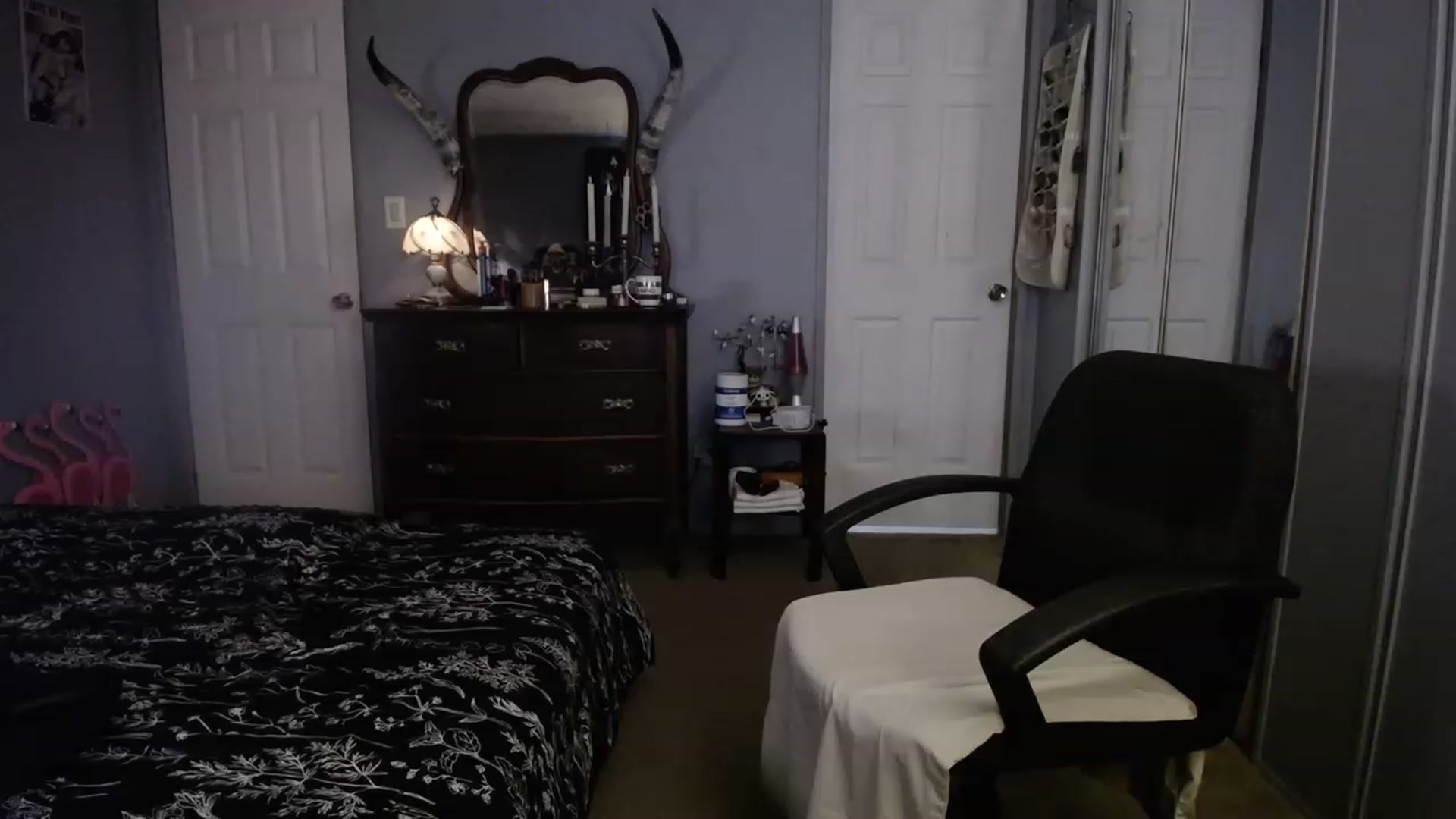 Gallery image thumbnail from Country_Daisy's myfreecams stream on, 06/13/2023, 18:53 image 6 of 20