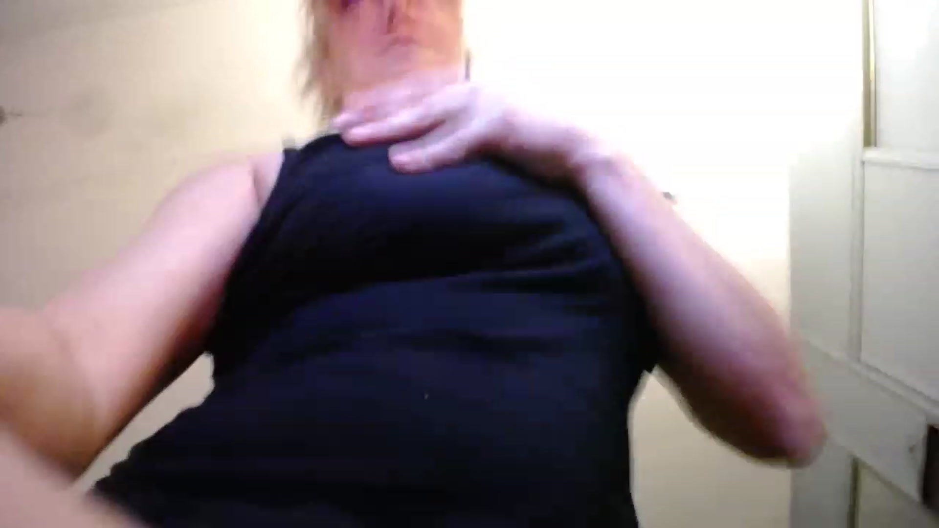 Gallery image thumbnail from Country_Daisy's myfreecams stream on, 06/16/2023, 19:12 image 6 of 20