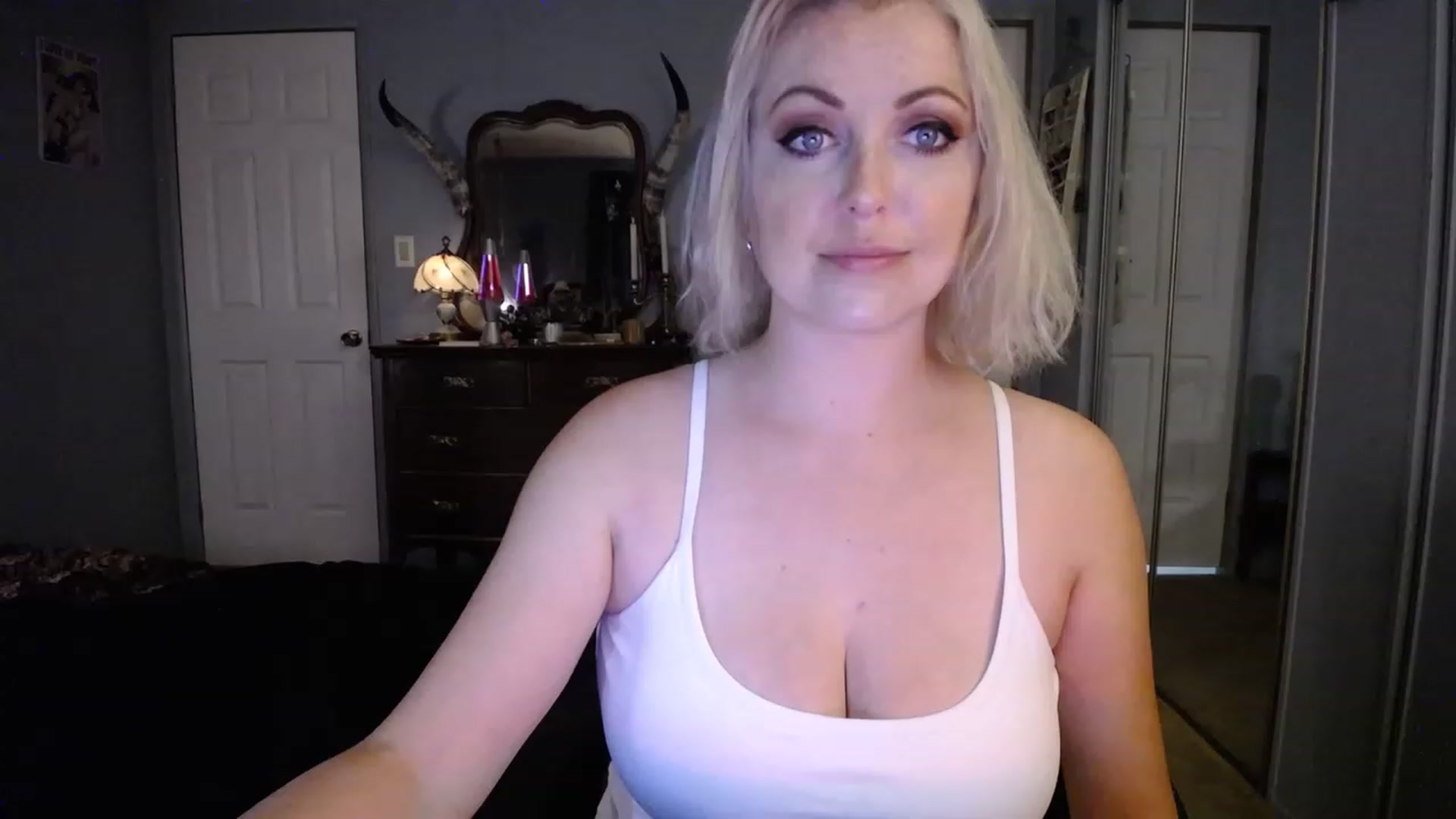 Gallery image thumbnail from Country_Daisy's myfreecams stream on, 06/25/2023, 19:29 image 1 of 20