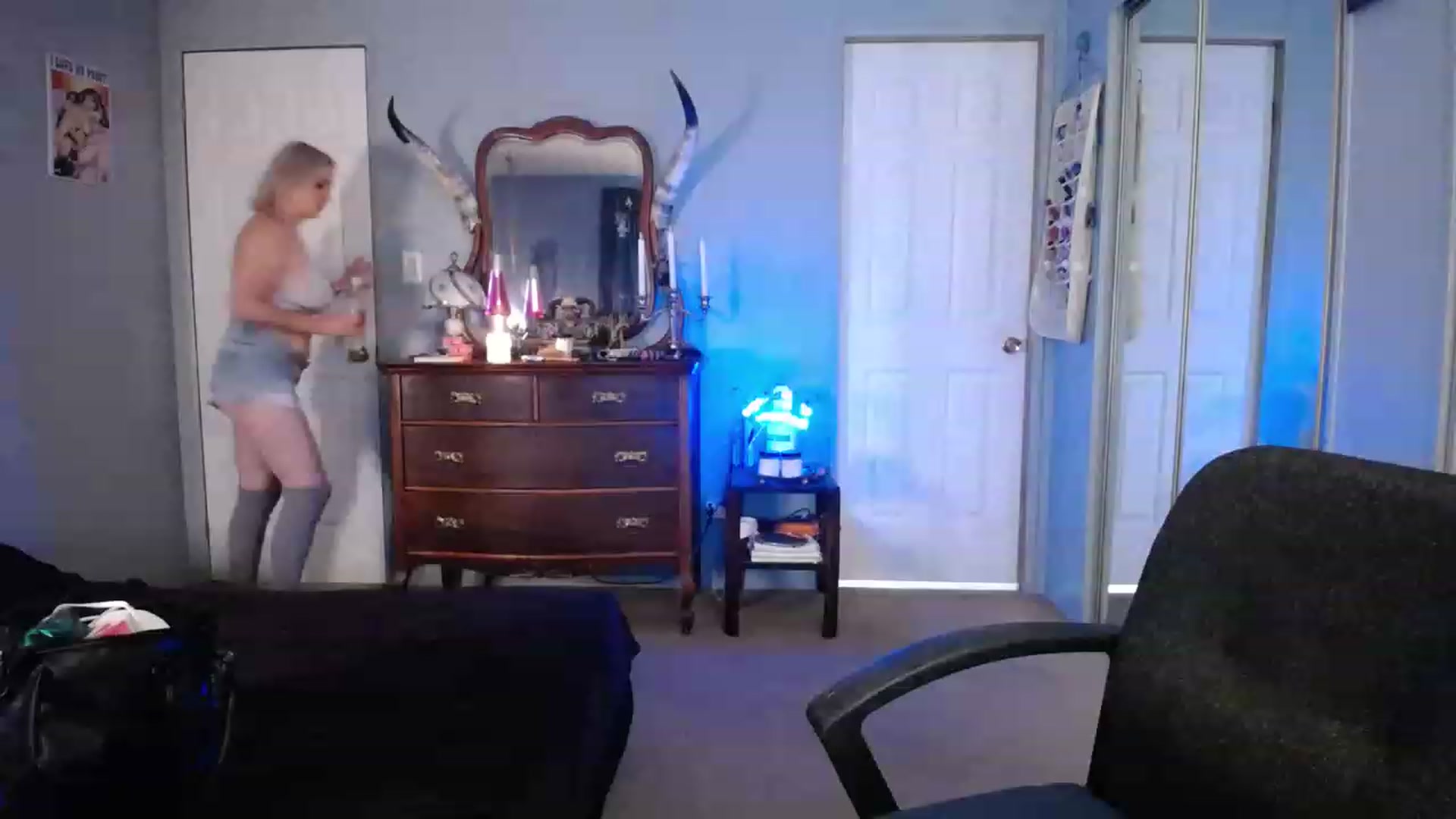 Gallery image thumbnail from Country_Daisy's myfreecams stream on, 06/27/2023, 16:42 image 17 of 20