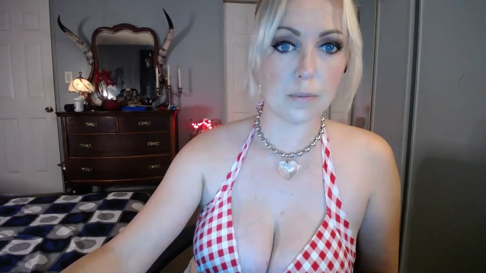 Gallery image thumbnail from Country_Daisy's myfreecams stream on, 07/05/2023, 17:25 image 16 of 20