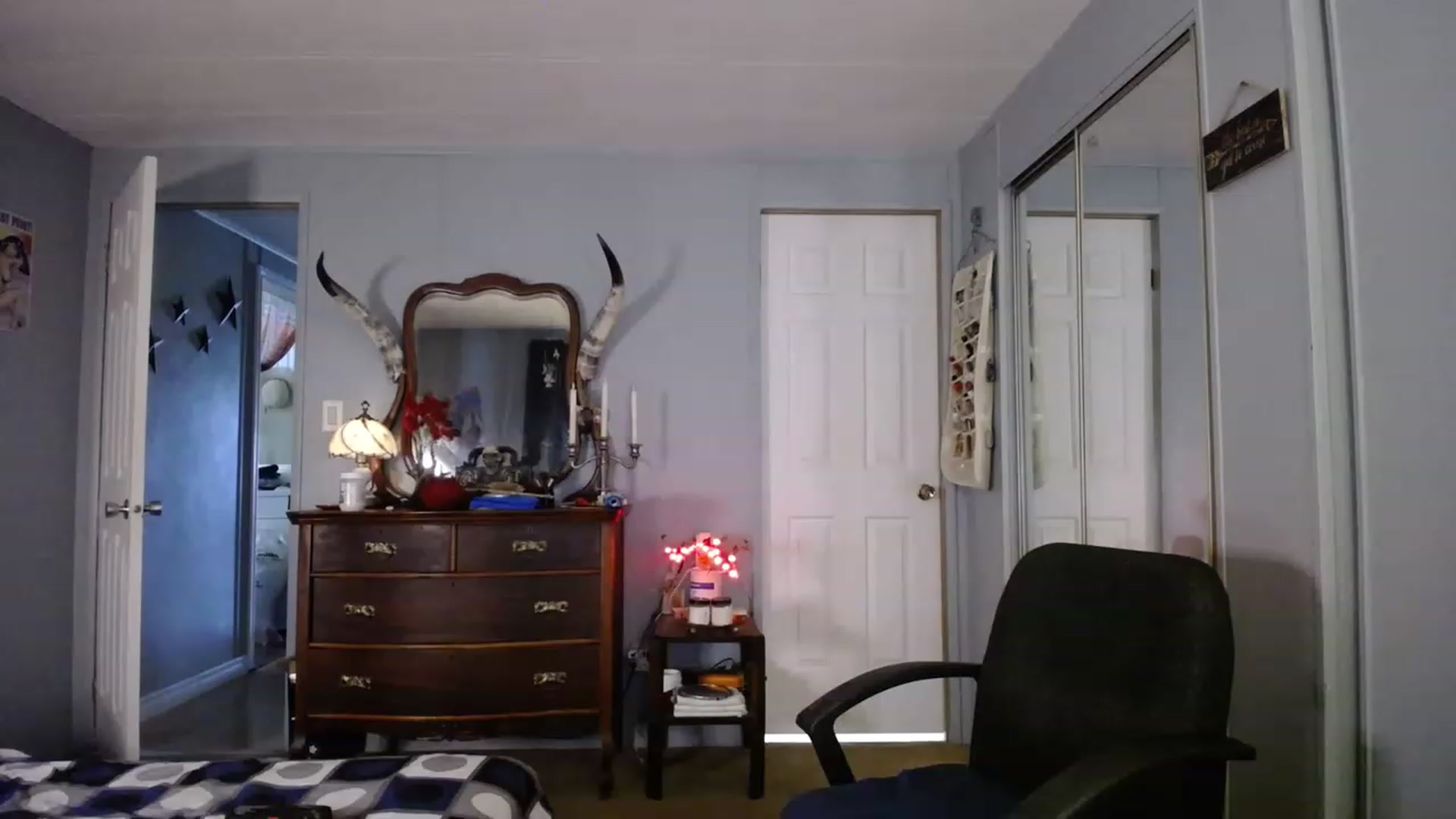 Gallery image thumbnail from Country_Daisy's myfreecams stream on, 07/05/2023, 19:37 image 5 of 20