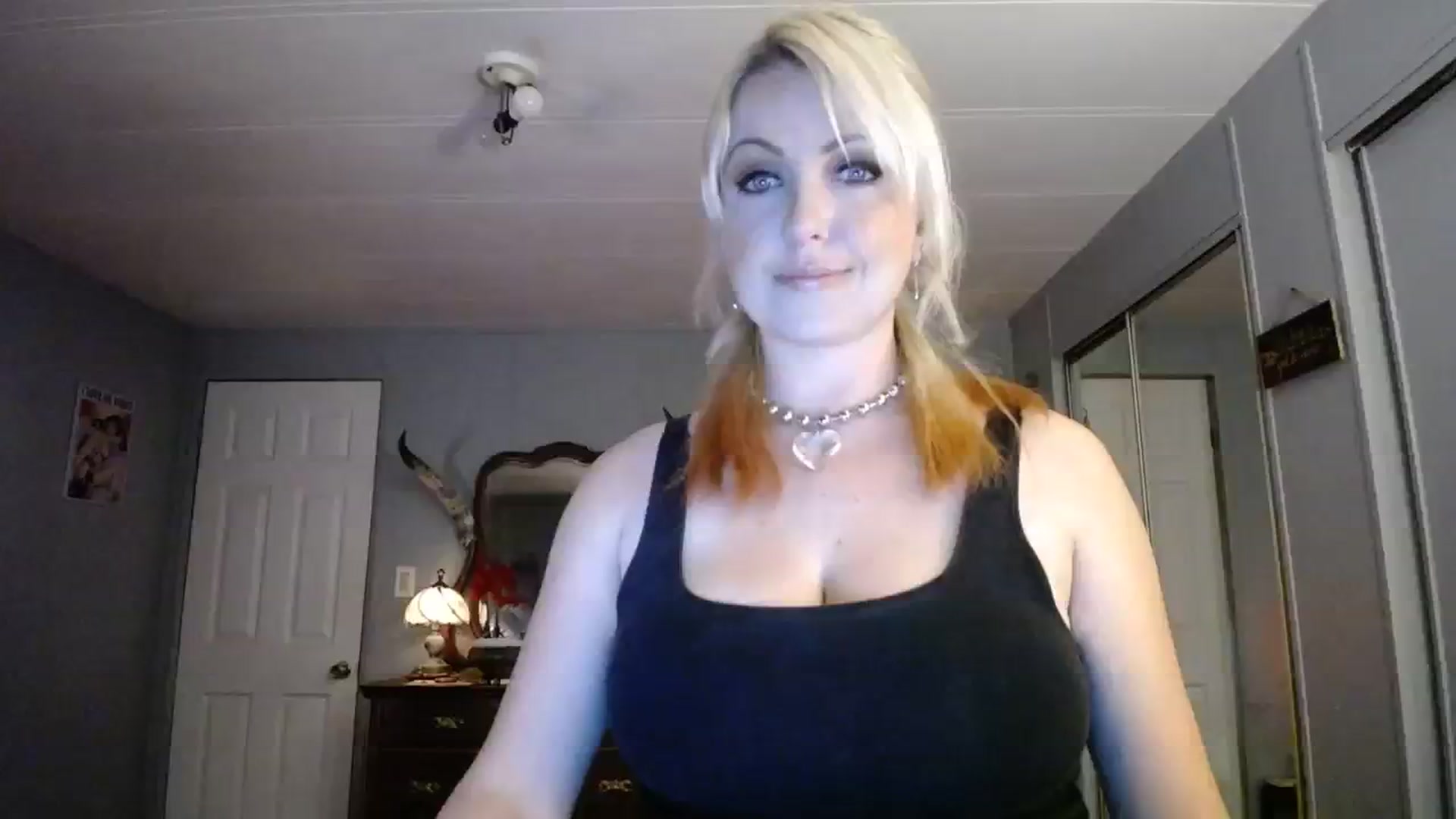 Gallery image thumbnail from Country_Daisy's myfreecams stream on, 07/25/2023, 21:03 image 8 of 20