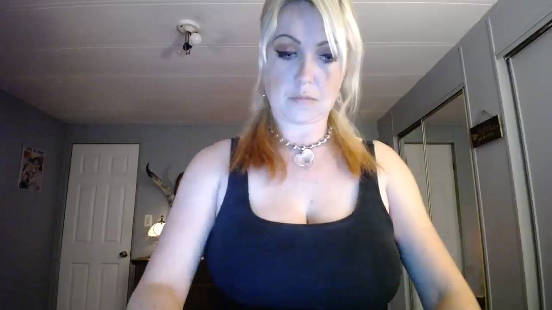 Gallery image thumbnail from Country_Daisy's myfreecams stream on, 07/25/2023, 21:03 image 7 of 20