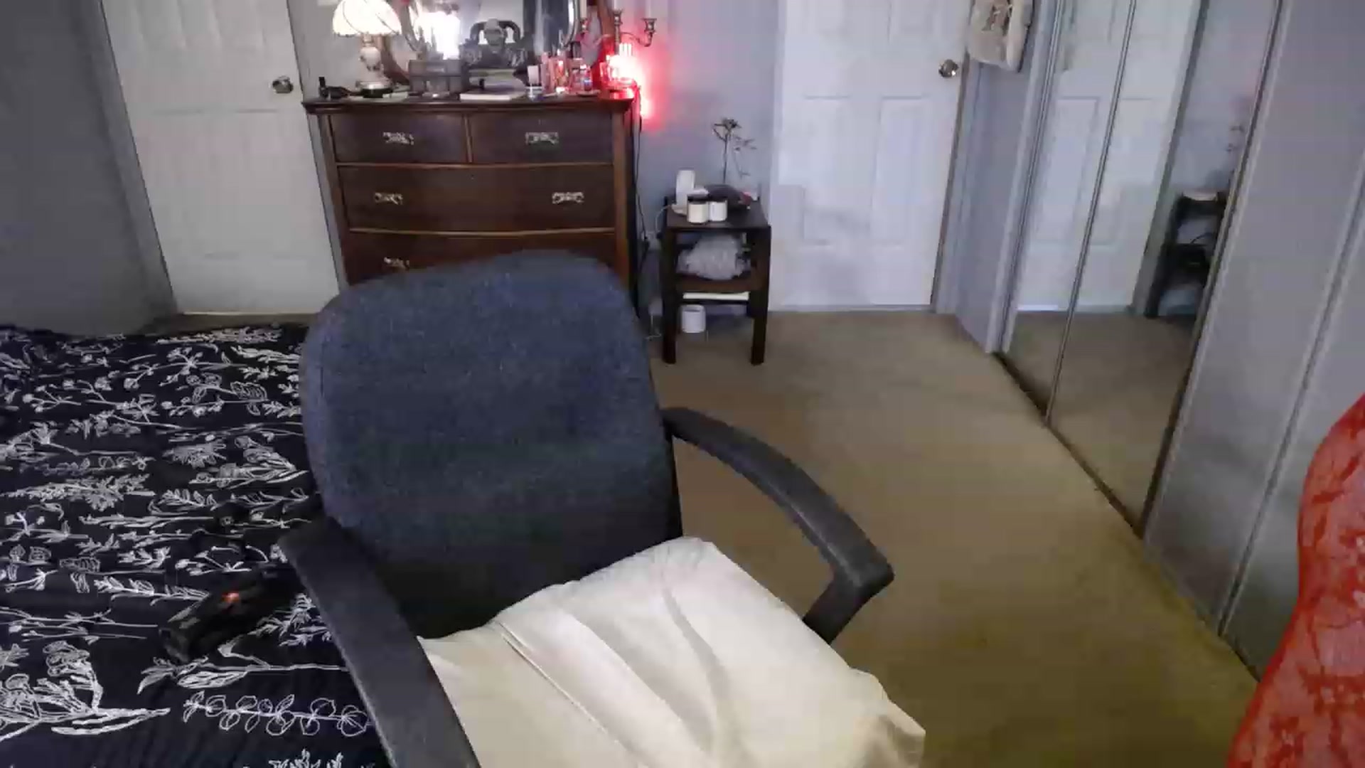 Gallery image thumbnail from Country_Daisy's myfreecams stream on, 08/03/2023, 24:27 image 1 of 20