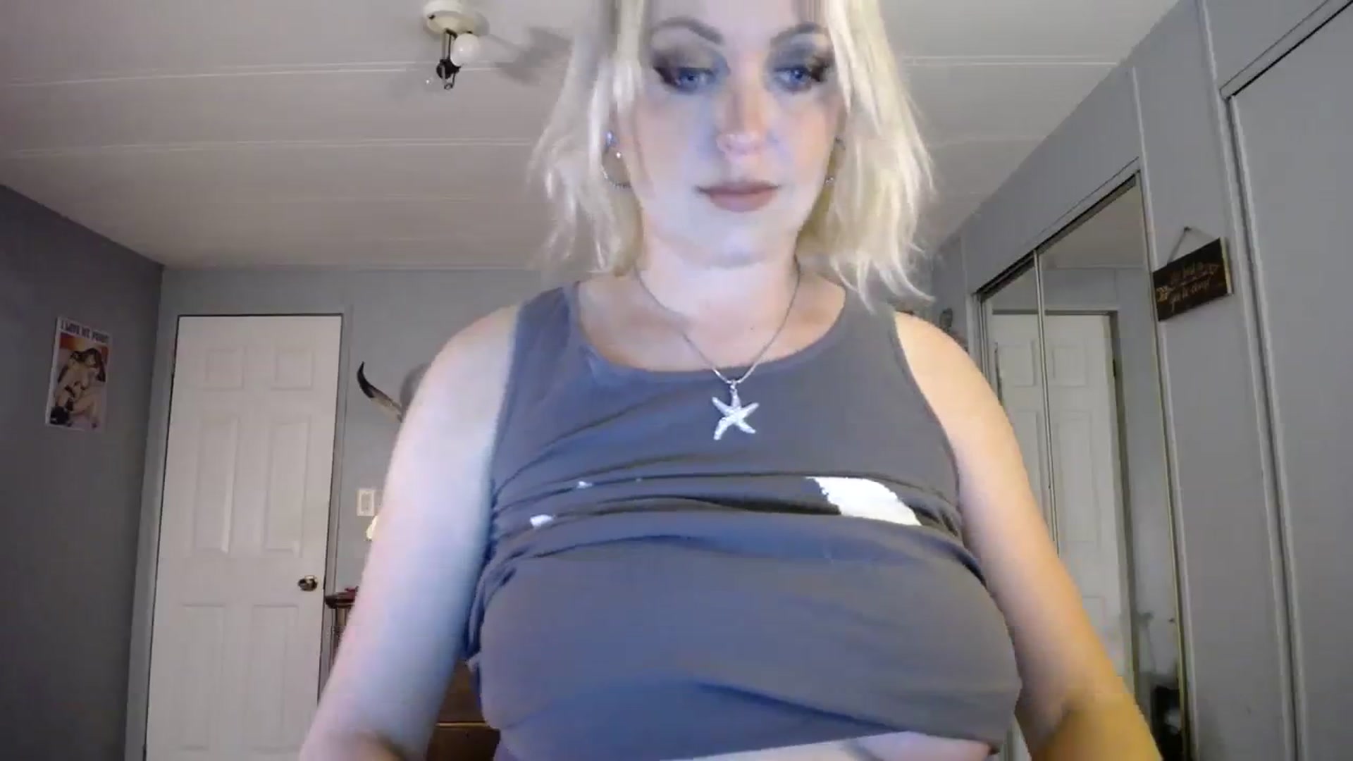 Gallery image thumbnail from Country_Daisy's myfreecams stream on, 08/13/2023, 18:27 image 17 of 20