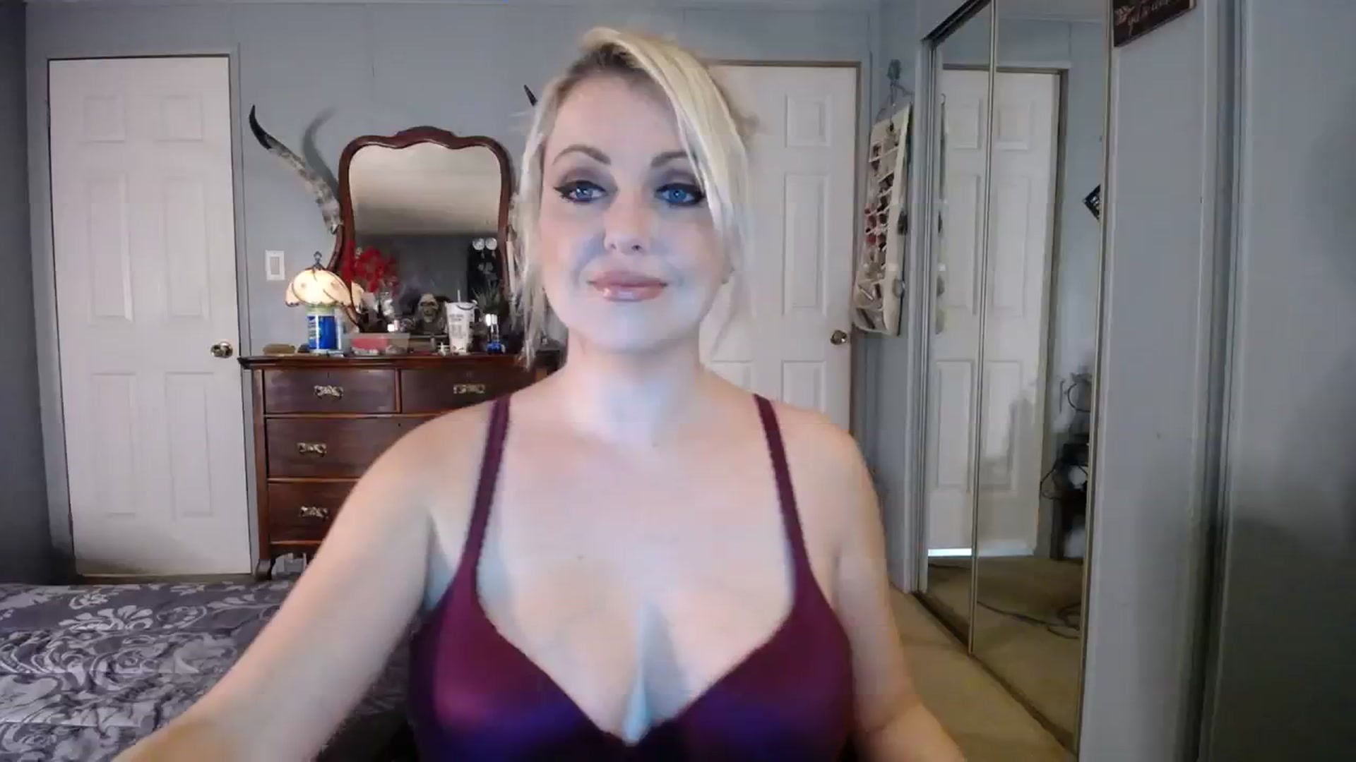Gallery image thumbnail from Country_Daisy's myfreecams stream on, 10/21/2023, 19:07 image 16 of 20