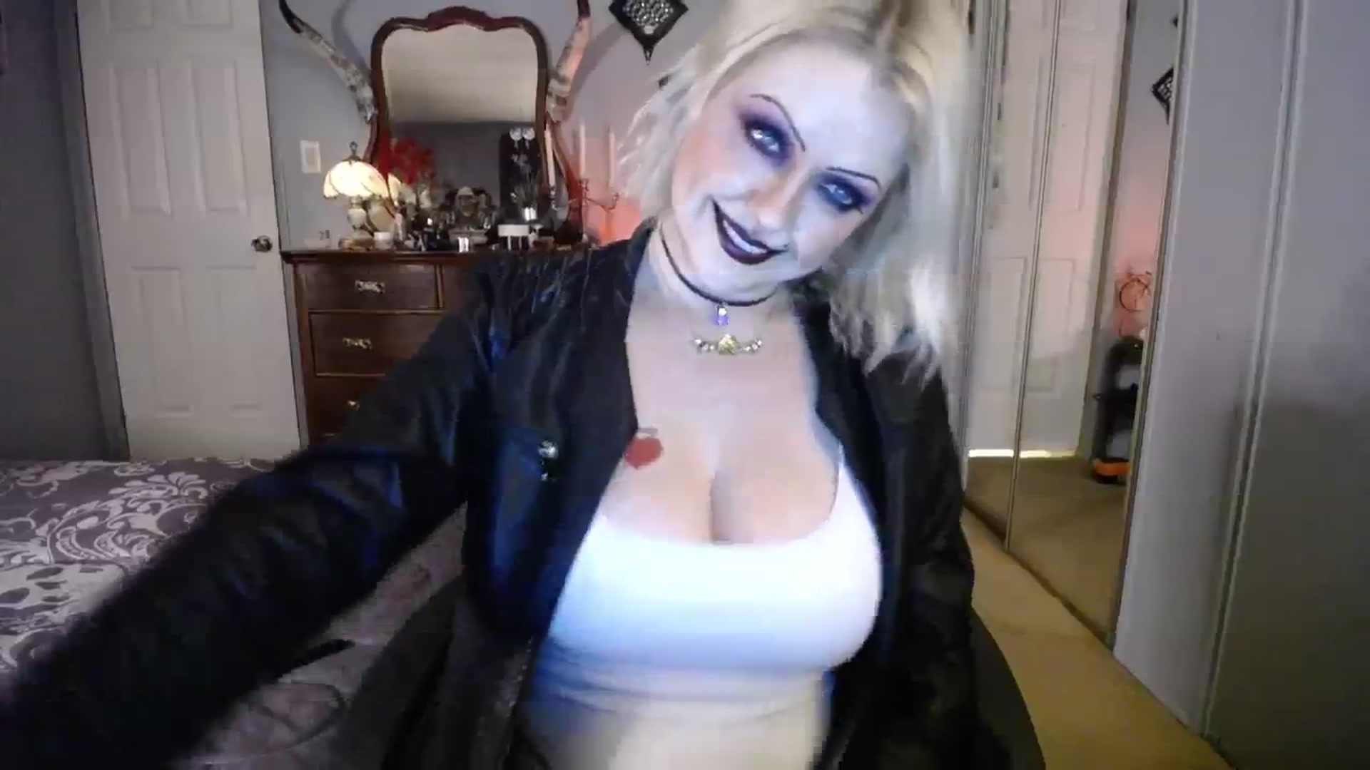 Gallery image thumbnail from Country_Daisy's myfreecams stream on, 10/30/2023, 20:38 image 18 of 20