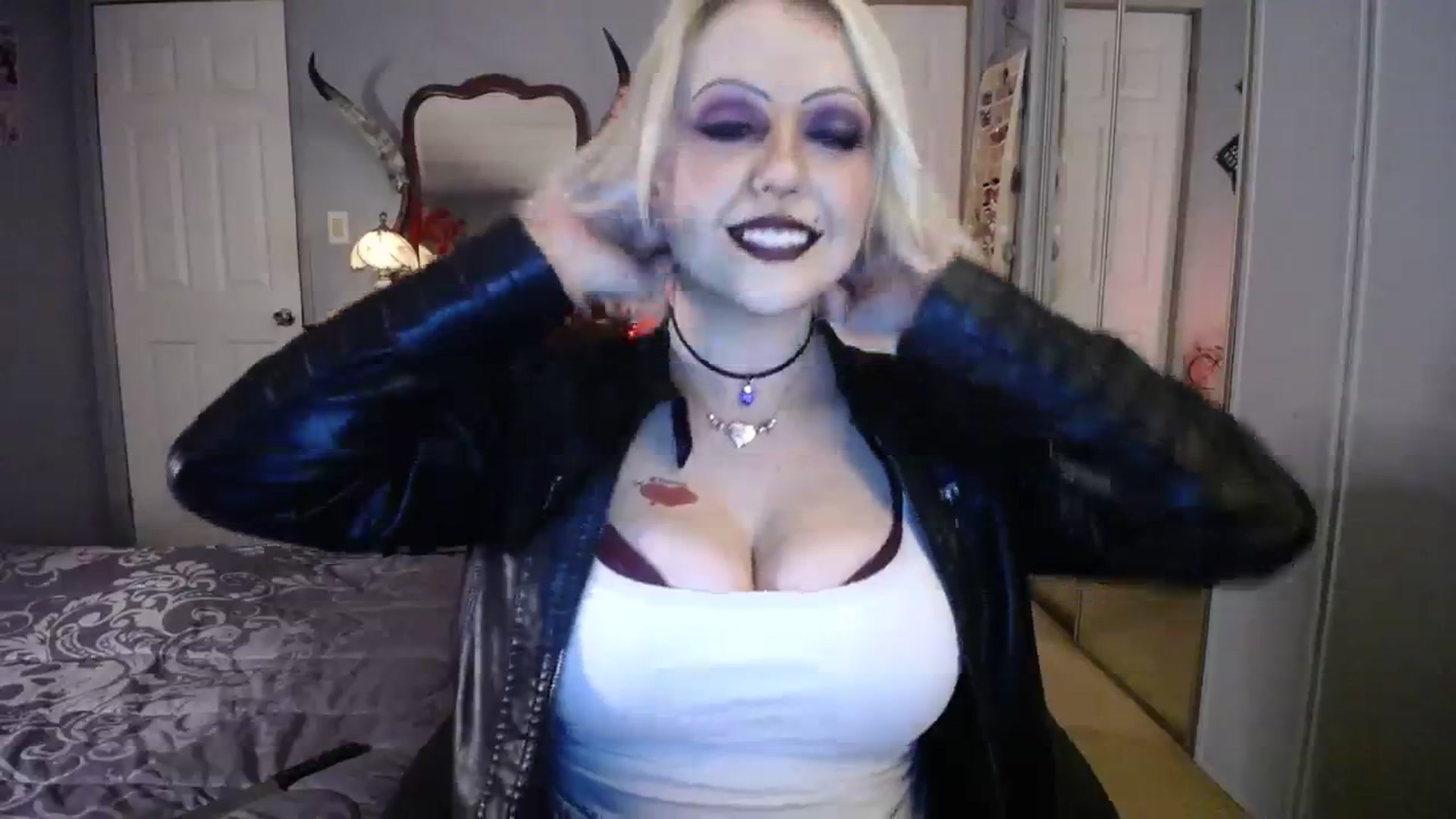 Gallery image thumbnail from Country_Daisy's myfreecams stream on, 10/30/2023, 22:05 image 8 of 20