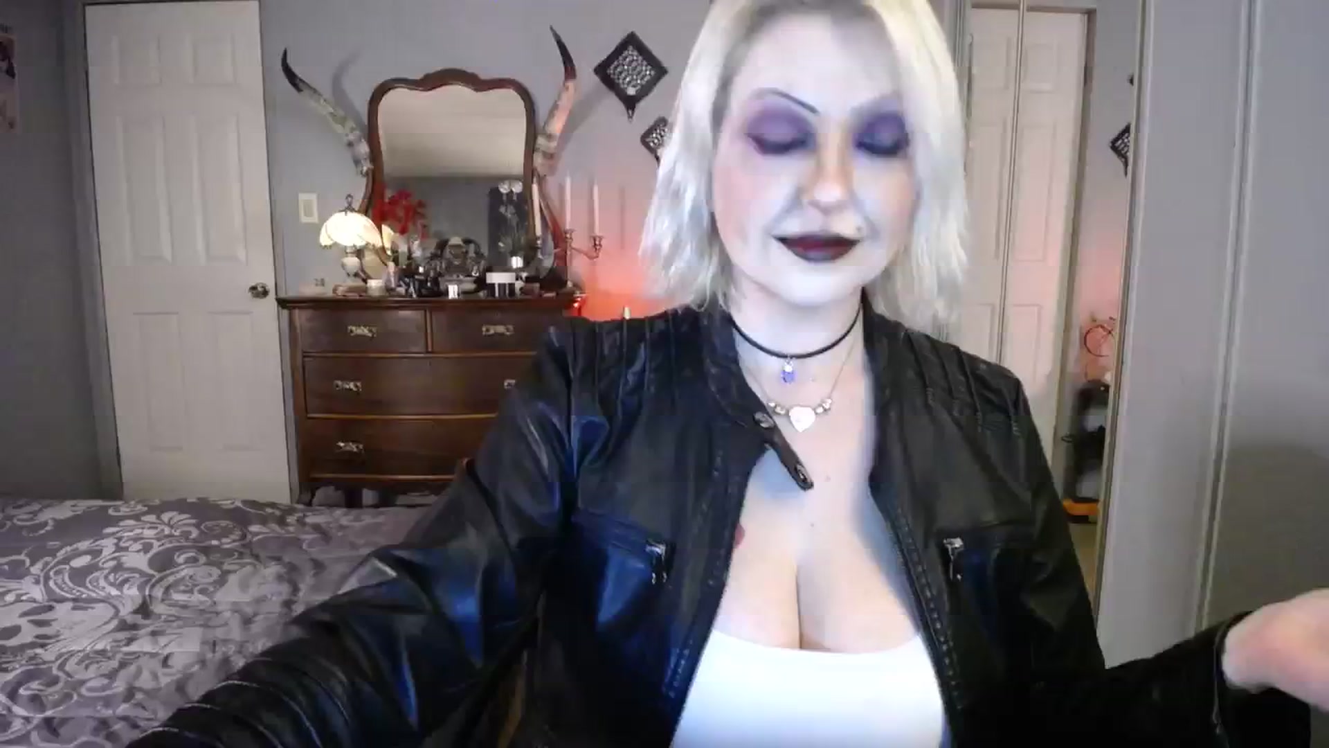 Gallery image thumbnail from Country_Daisy's myfreecams stream on, 10/30/2023, 22:05 image 6 of 20