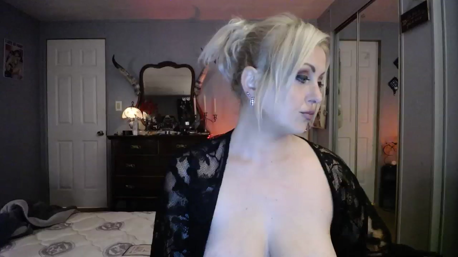 Gallery image thumbnail from Country_Daisy's myfreecams stream on, 11/08/2023, 24:00 image 8 of 20