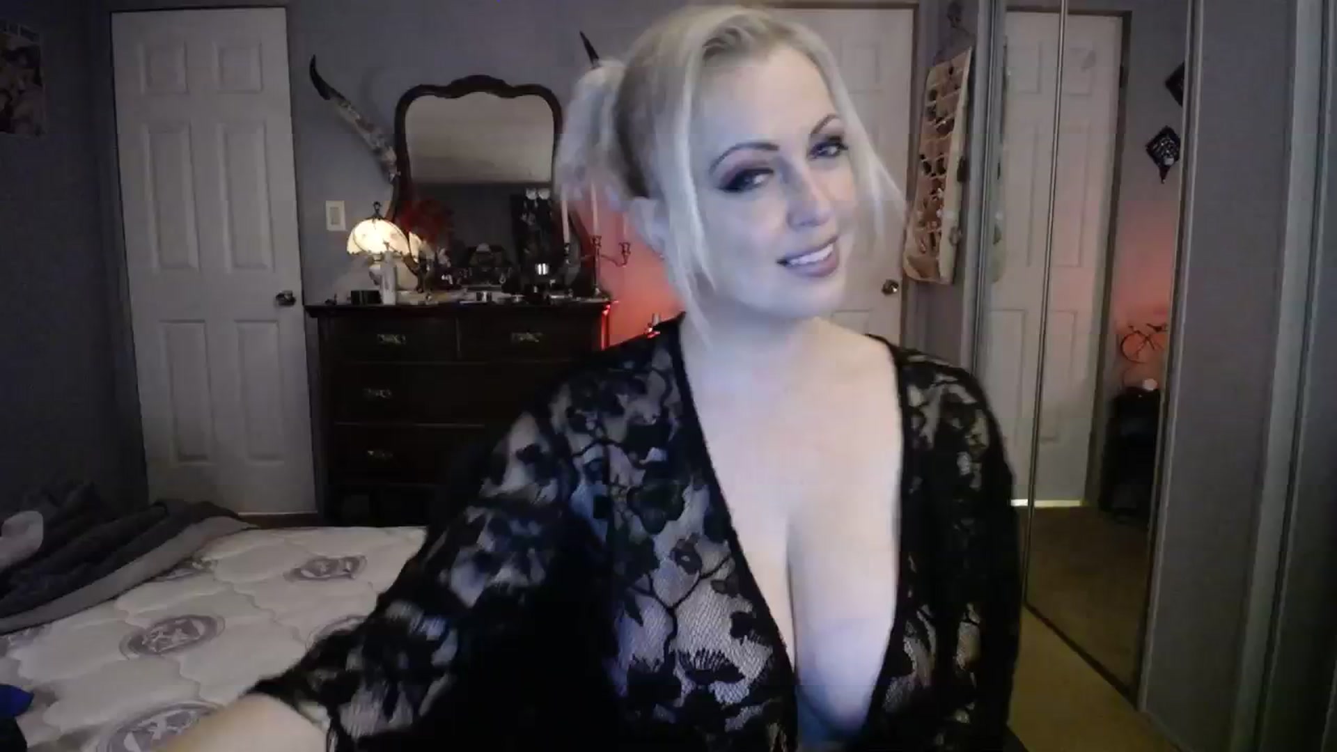 Gallery image thumbnail from Country_Daisy's myfreecams stream on, 11/08/2023, 24:00 image 19 of 20