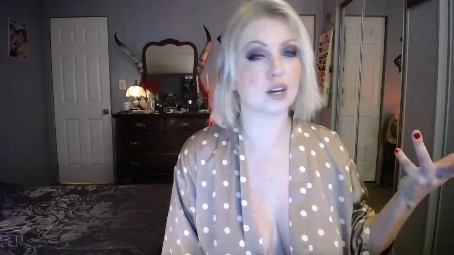 Gallery image thumbnail from Country_Daisy's myfreecams stream on, 11/10/2023, 23:33 image 17 of 20