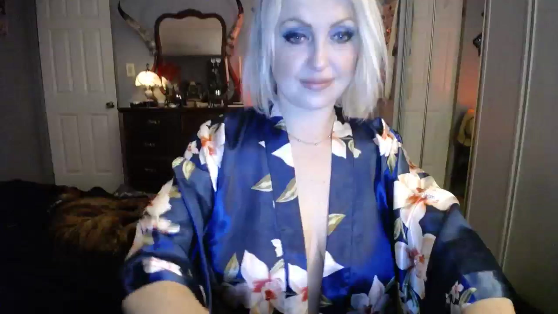 Gallery image thumbnail from Country_Daisy's myfreecams stream on, 11/15/2023, 01:39 image 12 of 20
