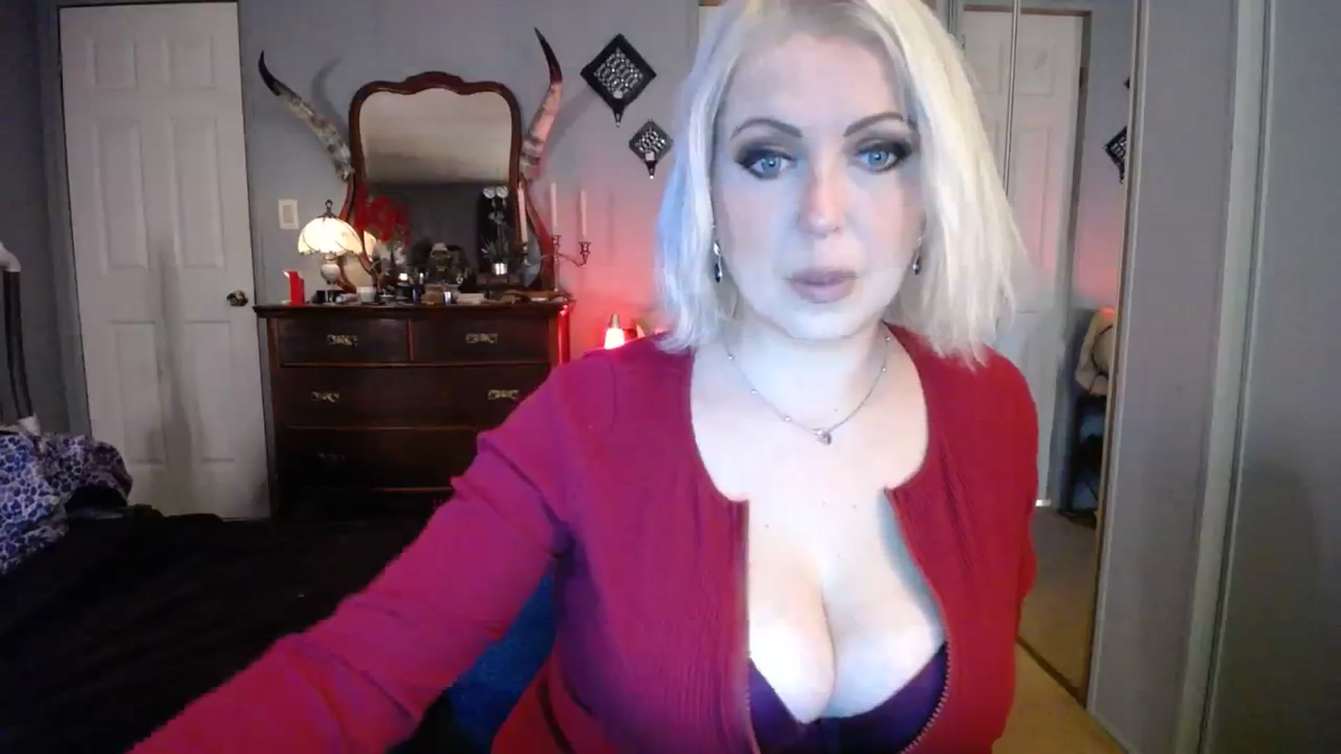 Gallery image thumbnail from Country_Daisy's myfreecams stream on, 11/16/2023, 19:45 image 10 of 20