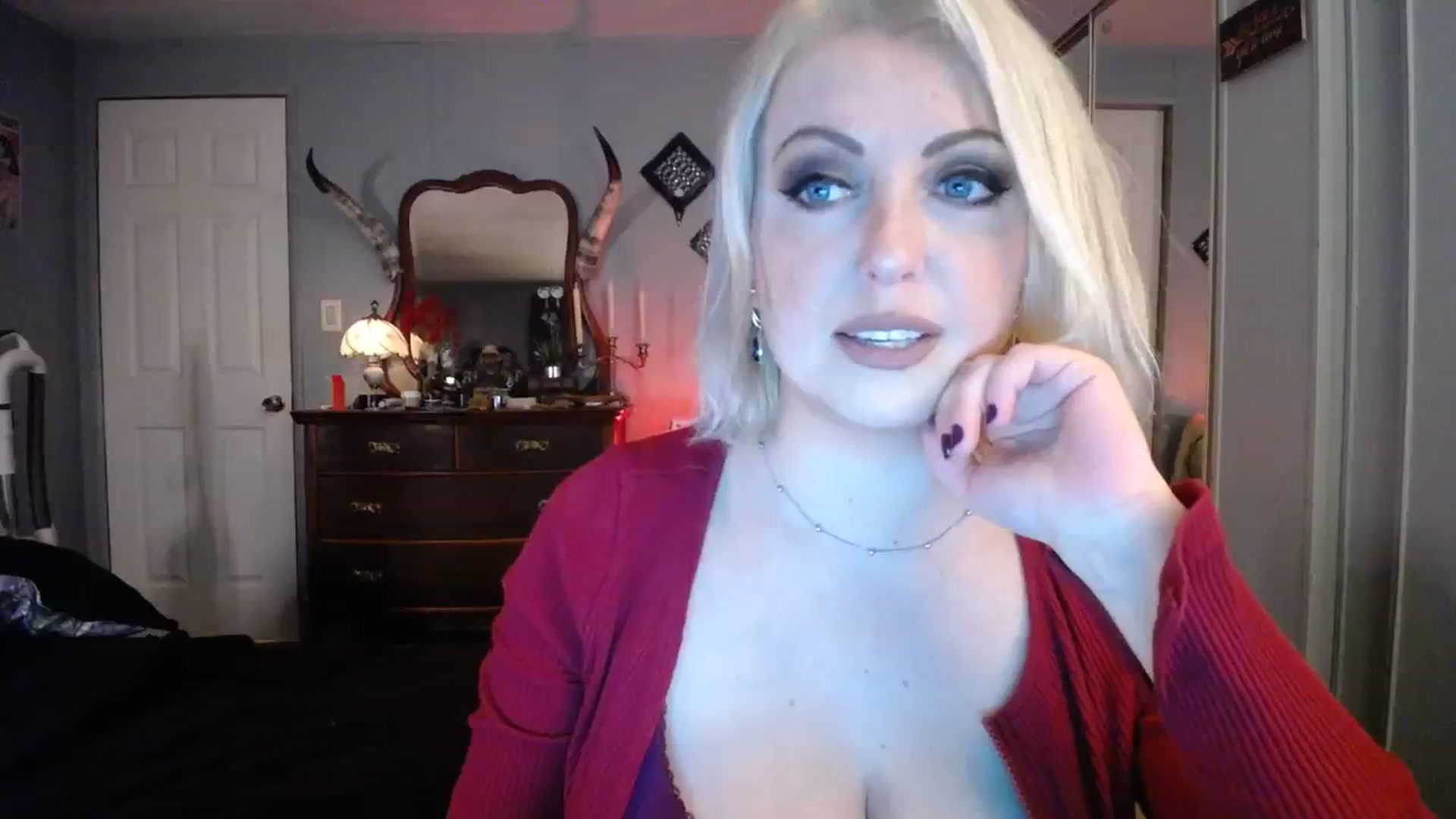 Gallery image thumbnail from Country_Daisy's myfreecams stream on, 11/16/2023, 21:50 image 8 of 20