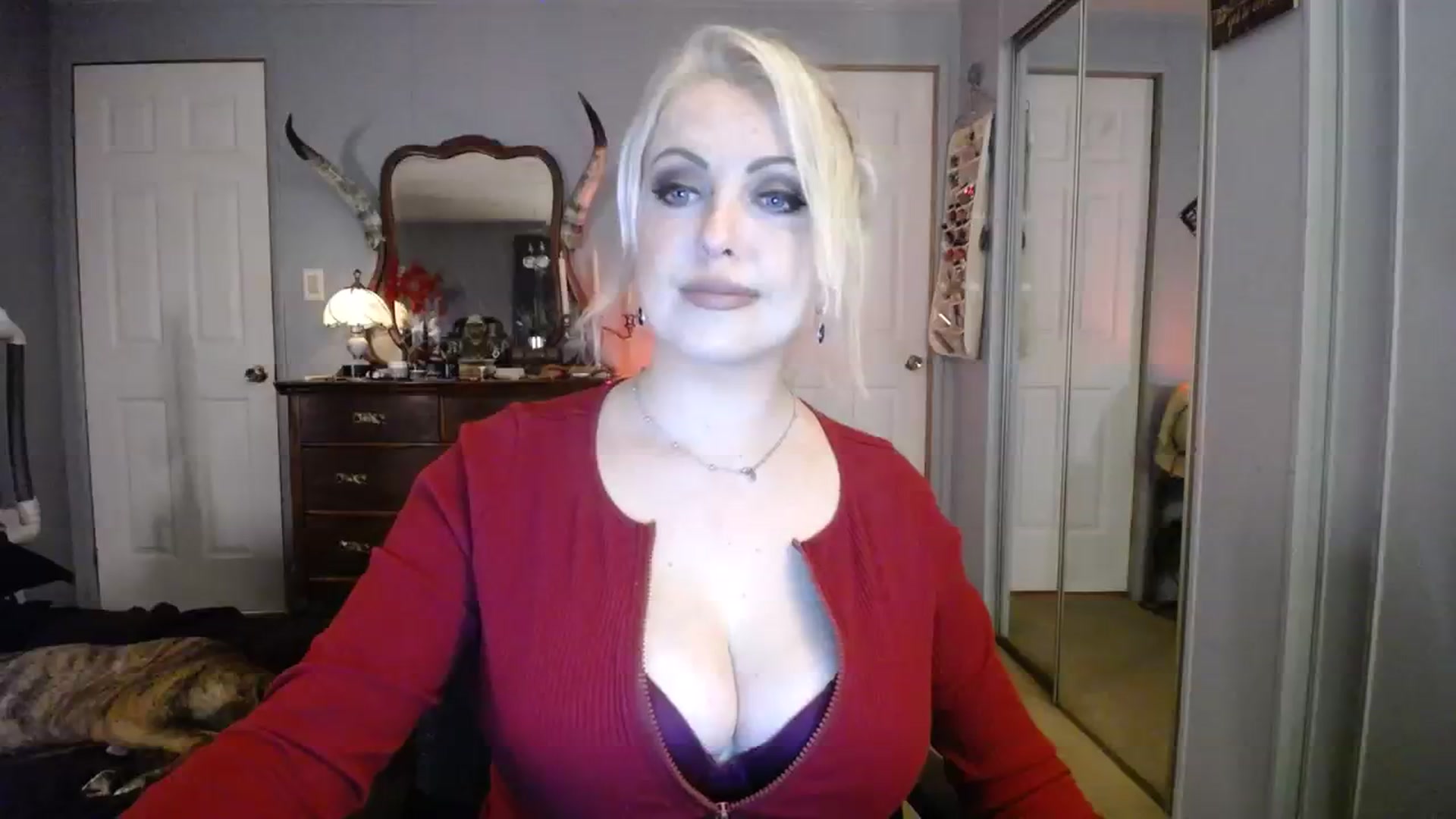 Gallery image thumbnail from Country_Daisy's myfreecams stream on, 11/17/2023, 24:09 image 12 of 20