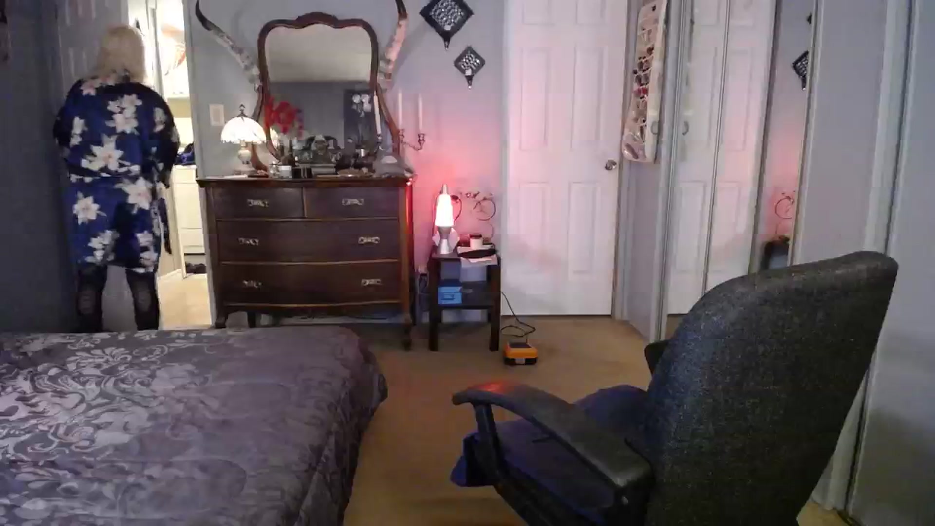 Gallery image thumbnail from Country_Daisy's myfreecams stream on, 12/10/2023, 23:59 image 13 of 20