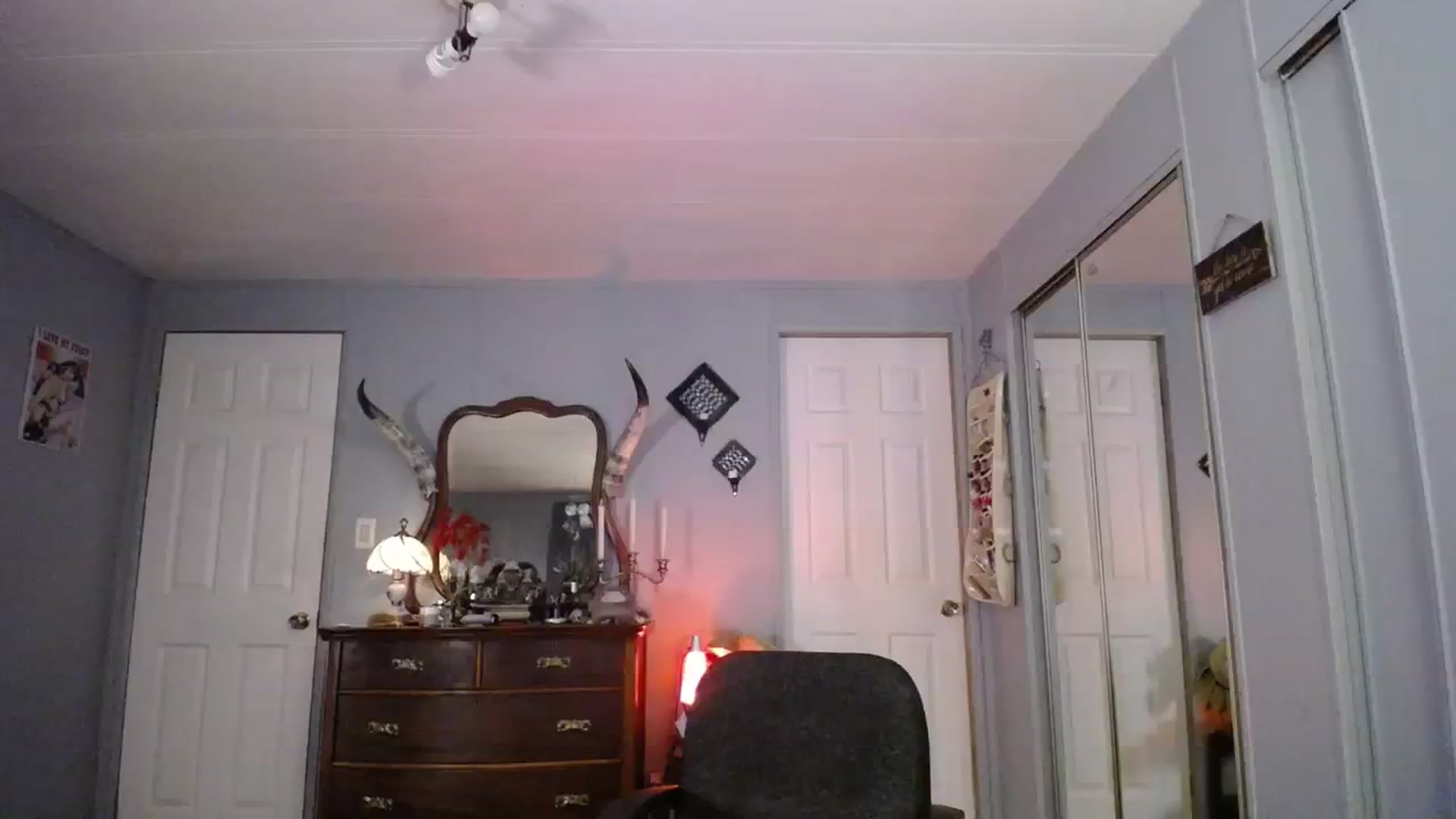 Gallery image thumbnail from Country_Daisy's myfreecams stream on, 12/12/2023, 24:31 image 16 of 20