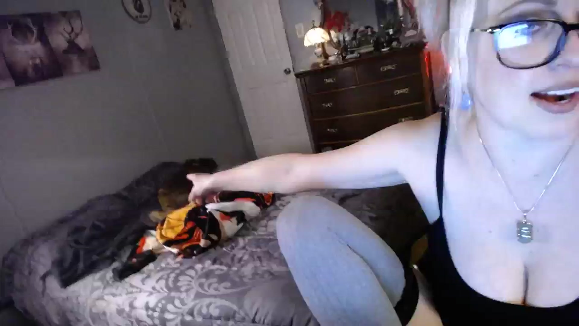 Gallery image thumbnail from Country_Daisy's myfreecams stream on, 12/12/2023, 24:31 image 15 of 20