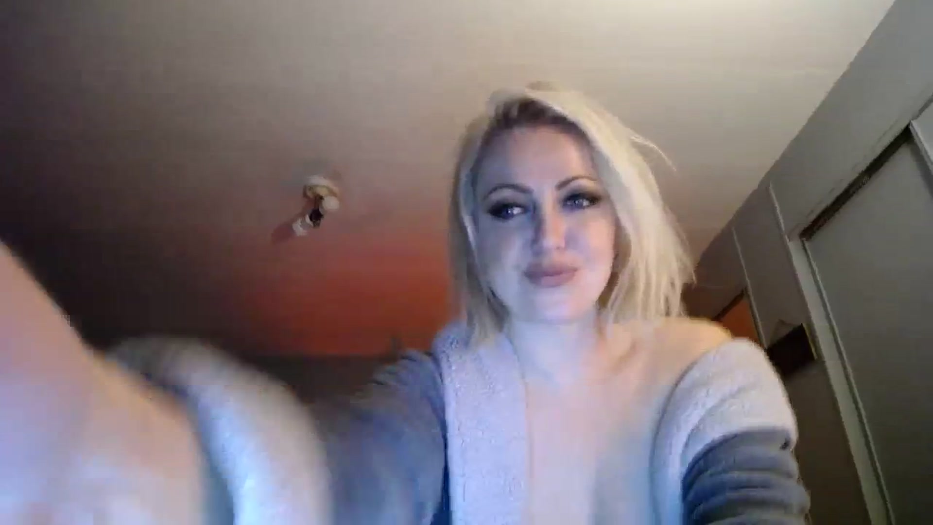 Gallery image thumbnail from Country_Daisy's myfreecams stream on, 01/10/2024, 01:44 image 19 of 20