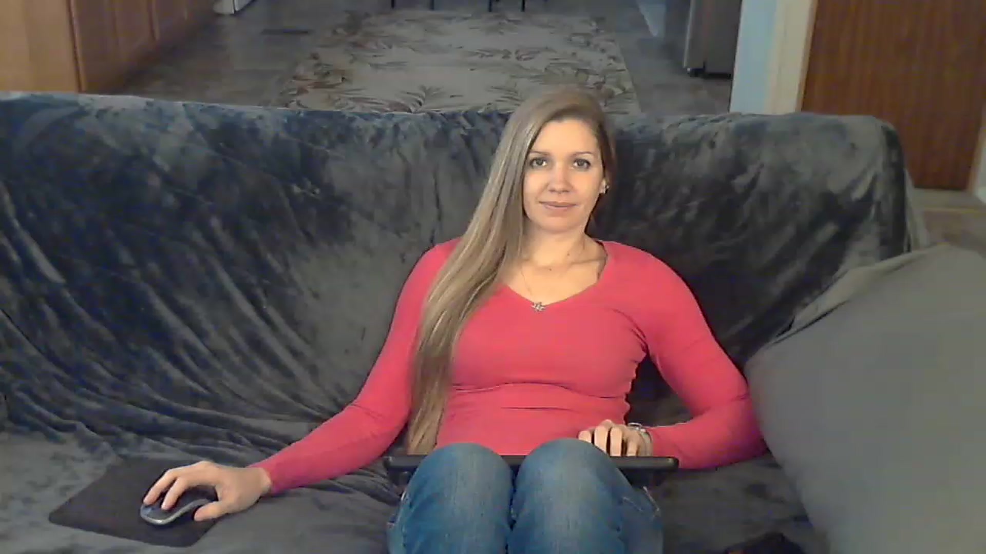 Gallery image thumbnail from Country_vixen's myfreecams stream on, 11/25/2022, 15:38 image 3 of 20