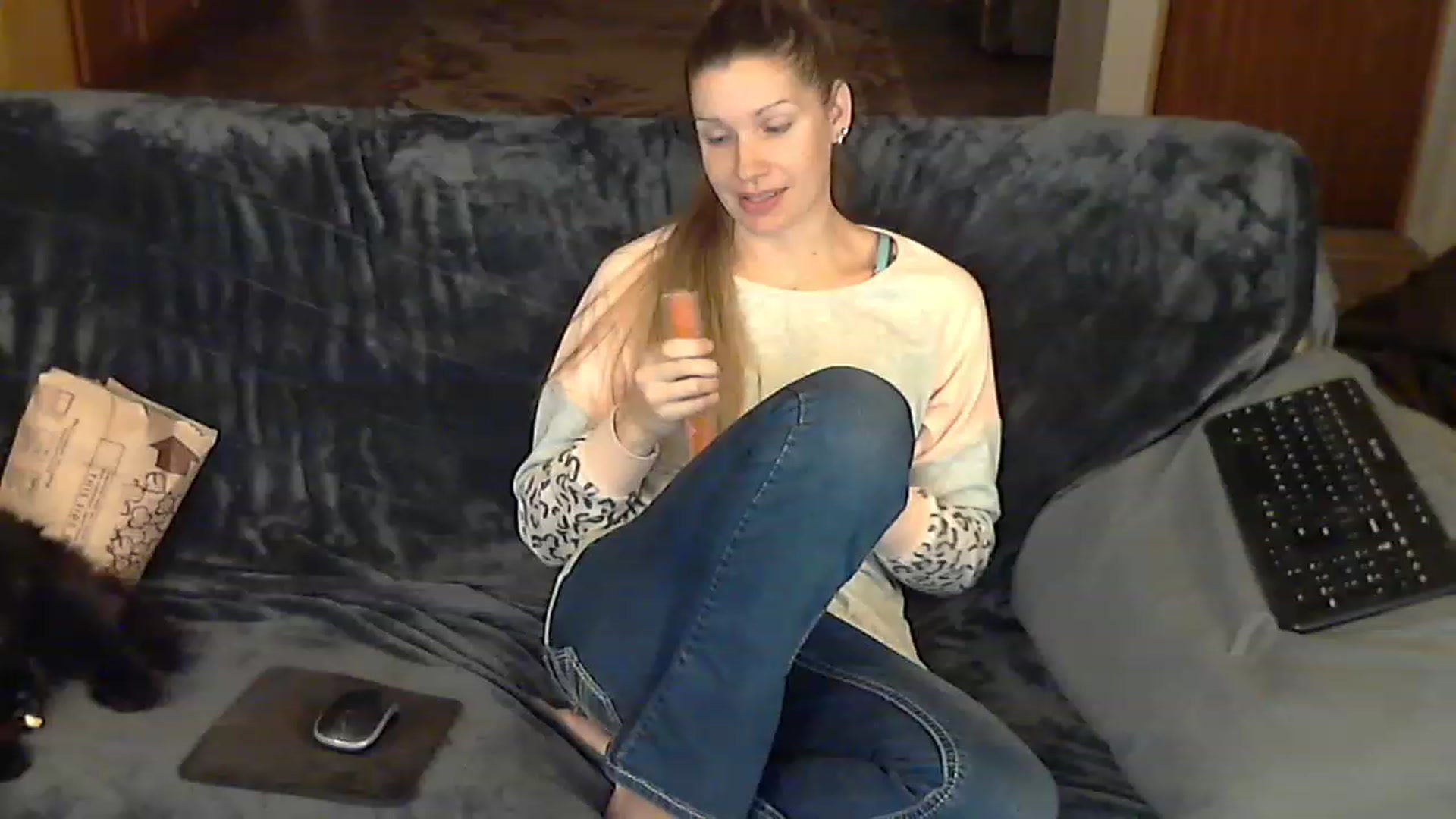 Gallery image thumbnail from Country_vixen's myfreecams stream on, 12/18/2022, 03:02 image 17 of 20