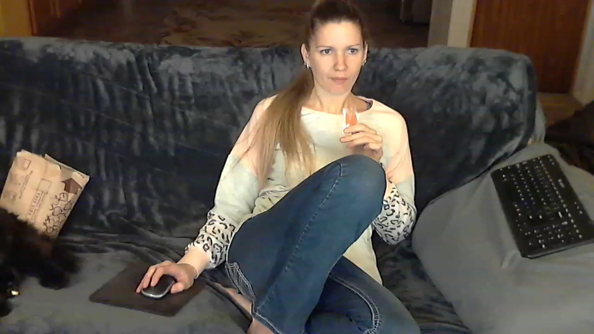 Gallery image thumbnail from Country_vixen's myfreecams stream on, 12/18/2022, 03:02 image 18 of 20