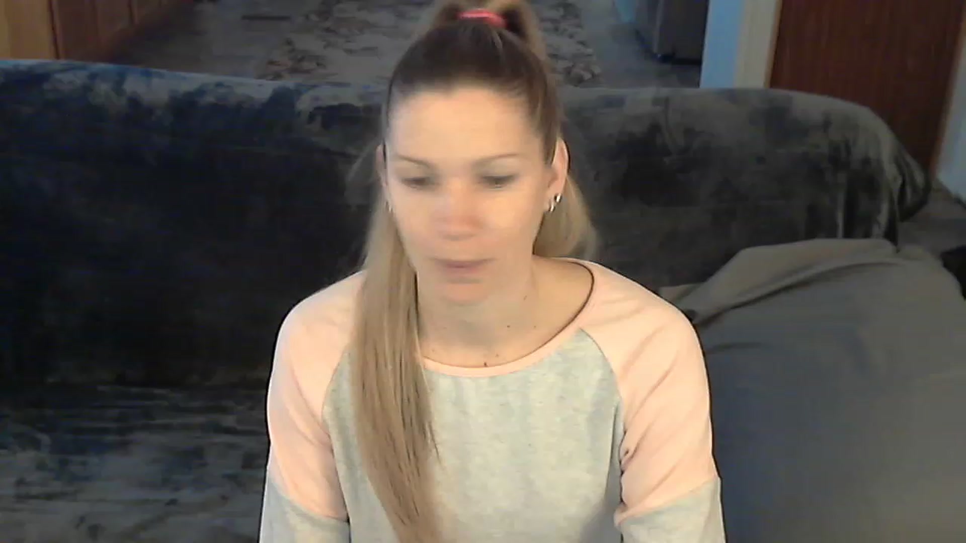 Gallery image thumbnail from Country_vixen's myfreecams stream on, 12/18/2022, 15:07 image 1 of 20