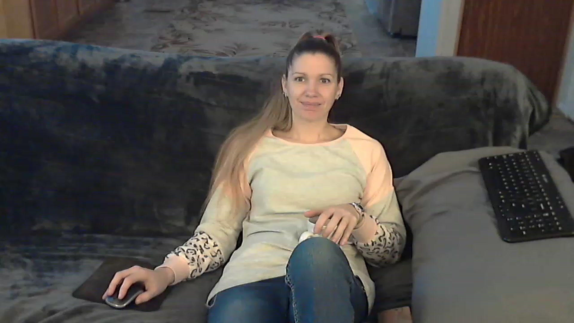 Gallery image thumbnail from Country_vixen's myfreecams stream on, 12/18/2022, 15:07 image 11 of 20