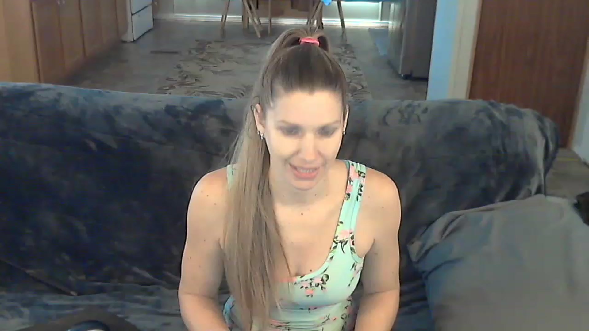 Gallery image thumbnail from Country_vixen's myfreecams stream on, 12/18/2022, 16:12 image 11 of 20